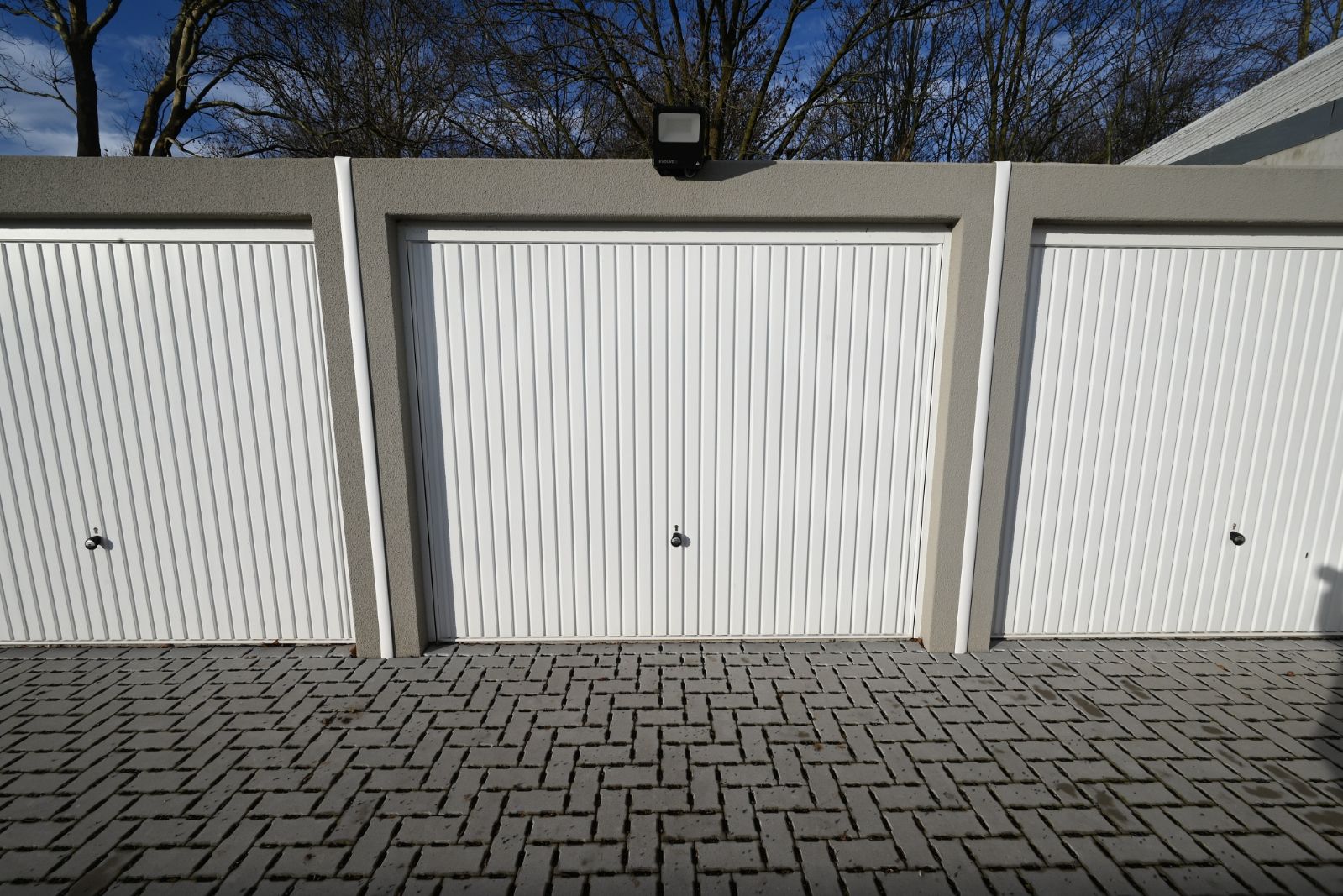 Garage te huur in centrum Ardooie! foto {{pictureIndex}}