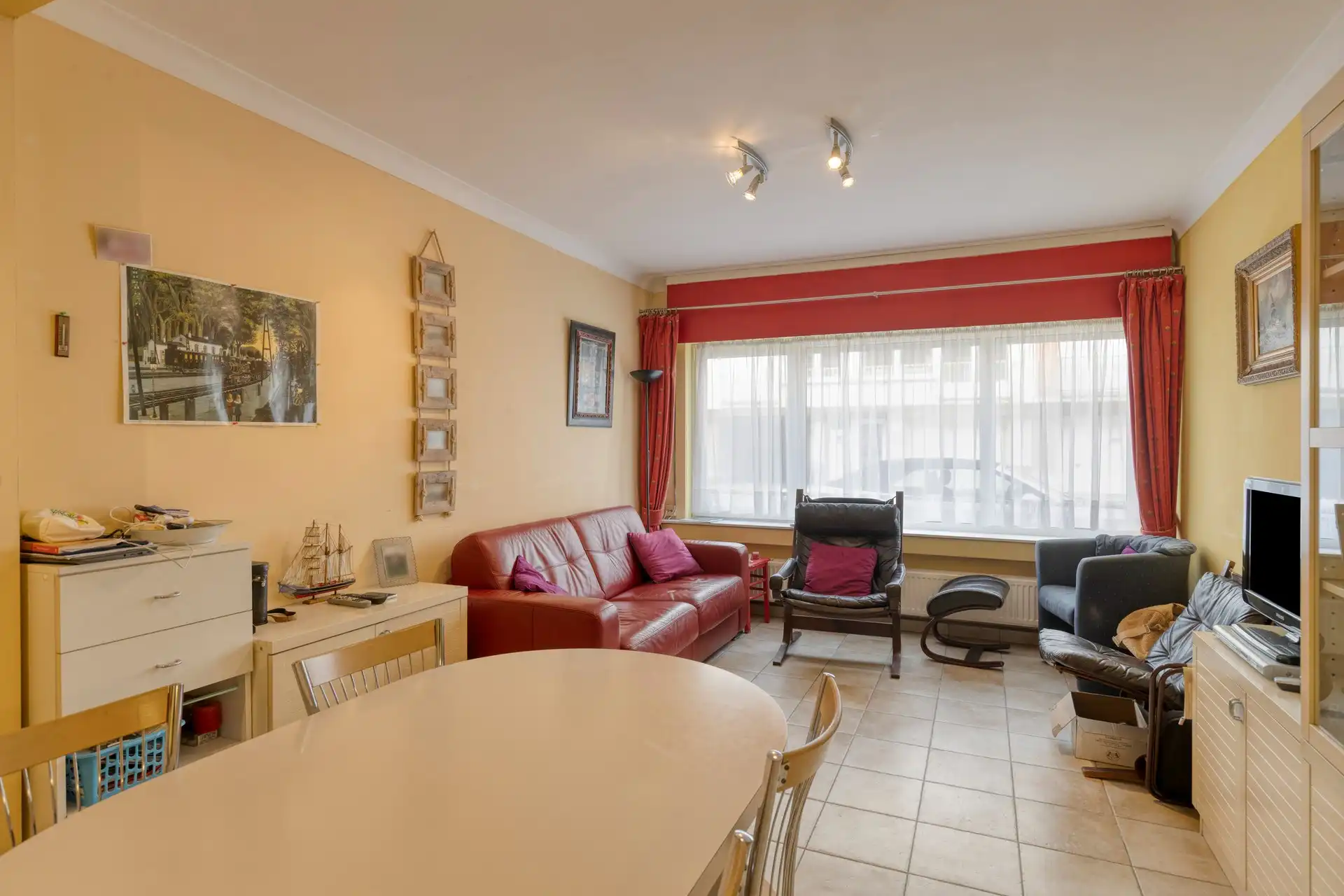 Gelijkvloers appartement met 2 slaapkamers te Westende. foto 7