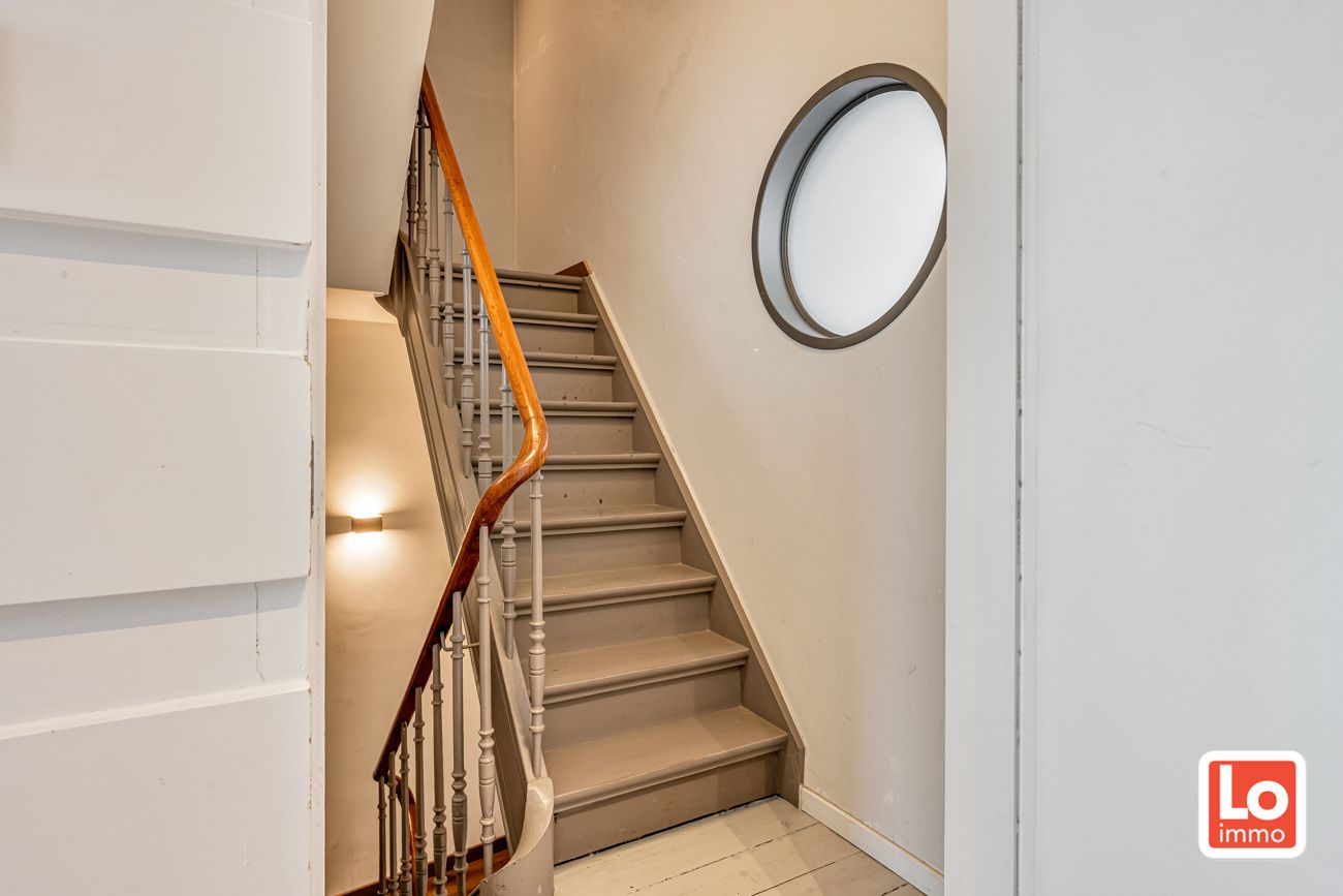 Instapklare stadswoning met potentieel voor vrij beroep op een toplocatie nabij het centrum van Gent! foto 16