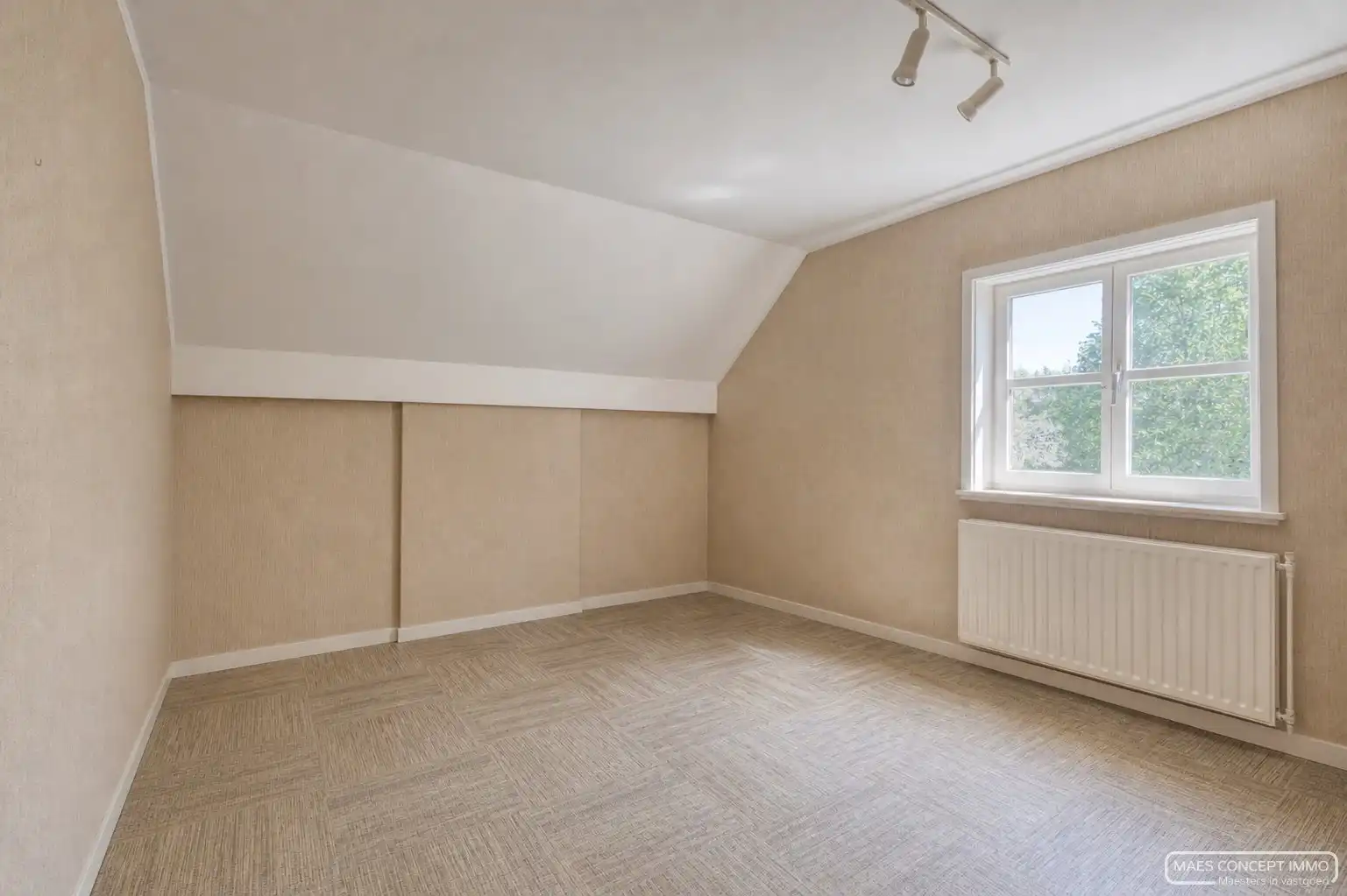 Villa op topligging te koop in Kortrijk foto 16