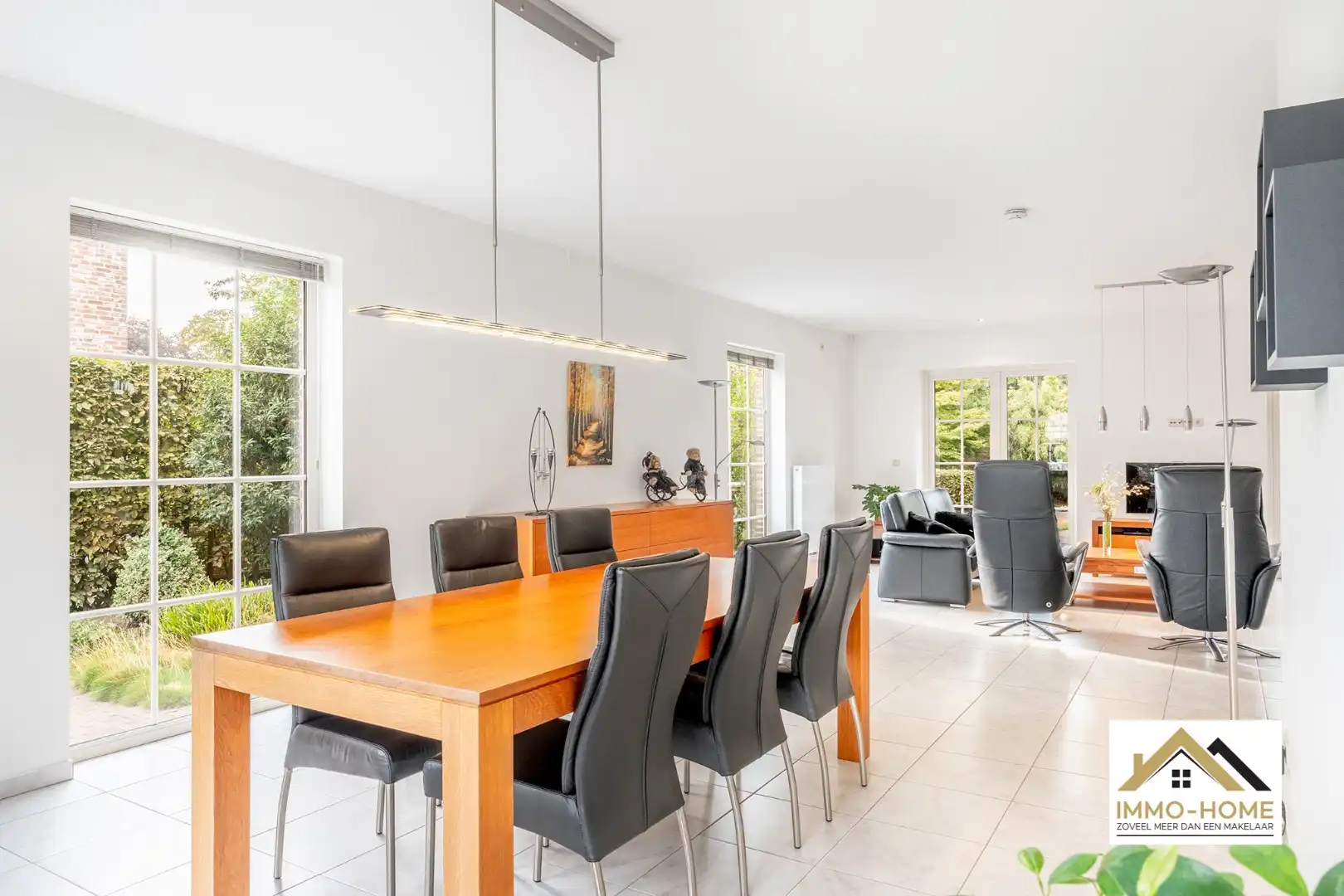 Jonge prachtige woning met enorm volume!! foto 8