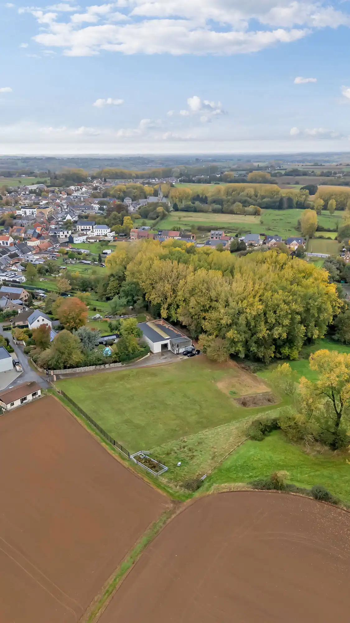 Loods (600m²)  met woonmogelijkheid op rustige locatie foto 14