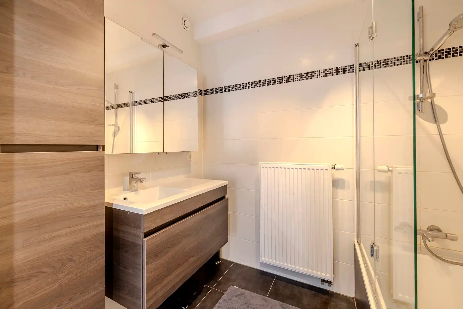 Energiezuinig gelijkvloers appartement in Kessel foto 13