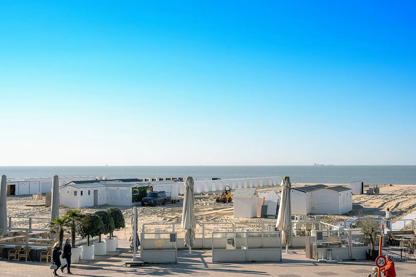 Luxueus gerenoveerd appartement met zeezicht aan Rubensplein. foto 2