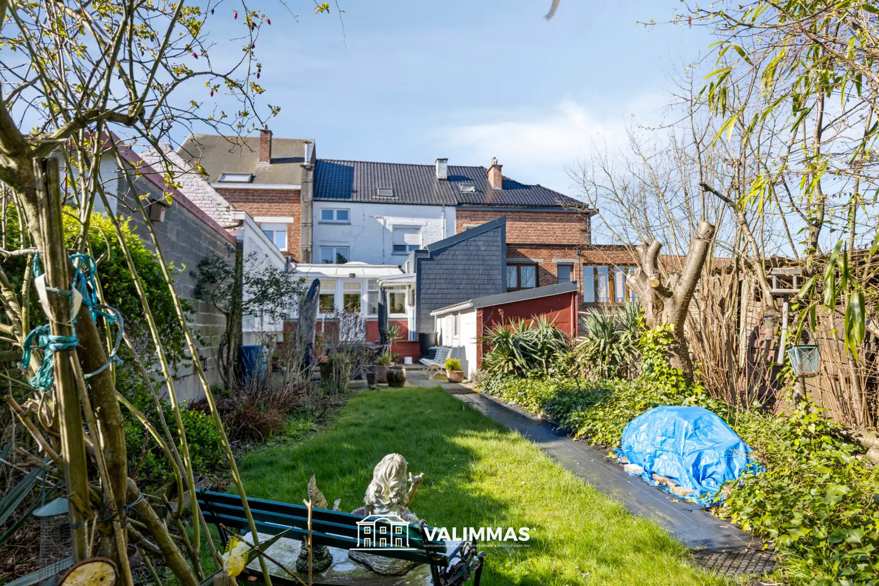 Ruime en stijlvolle rijwoning met garage en mooie tuin... foto 6
