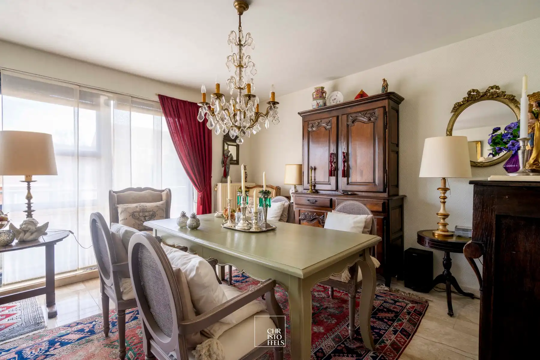 Ruim één slaapkamer appartement aan de stadsrand in Hasselt! foto 9