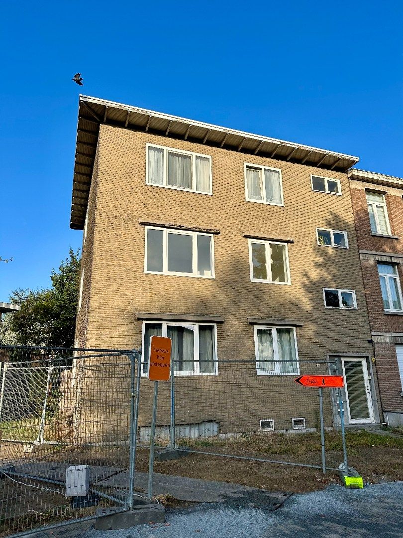 ()=>{if(producerUpdateValueVersion(node),producerAccessed(node),node.value===ERRORED)throw node.error;return node.value} Frans Baetenstraat 58 - - 2100 Antwerpen