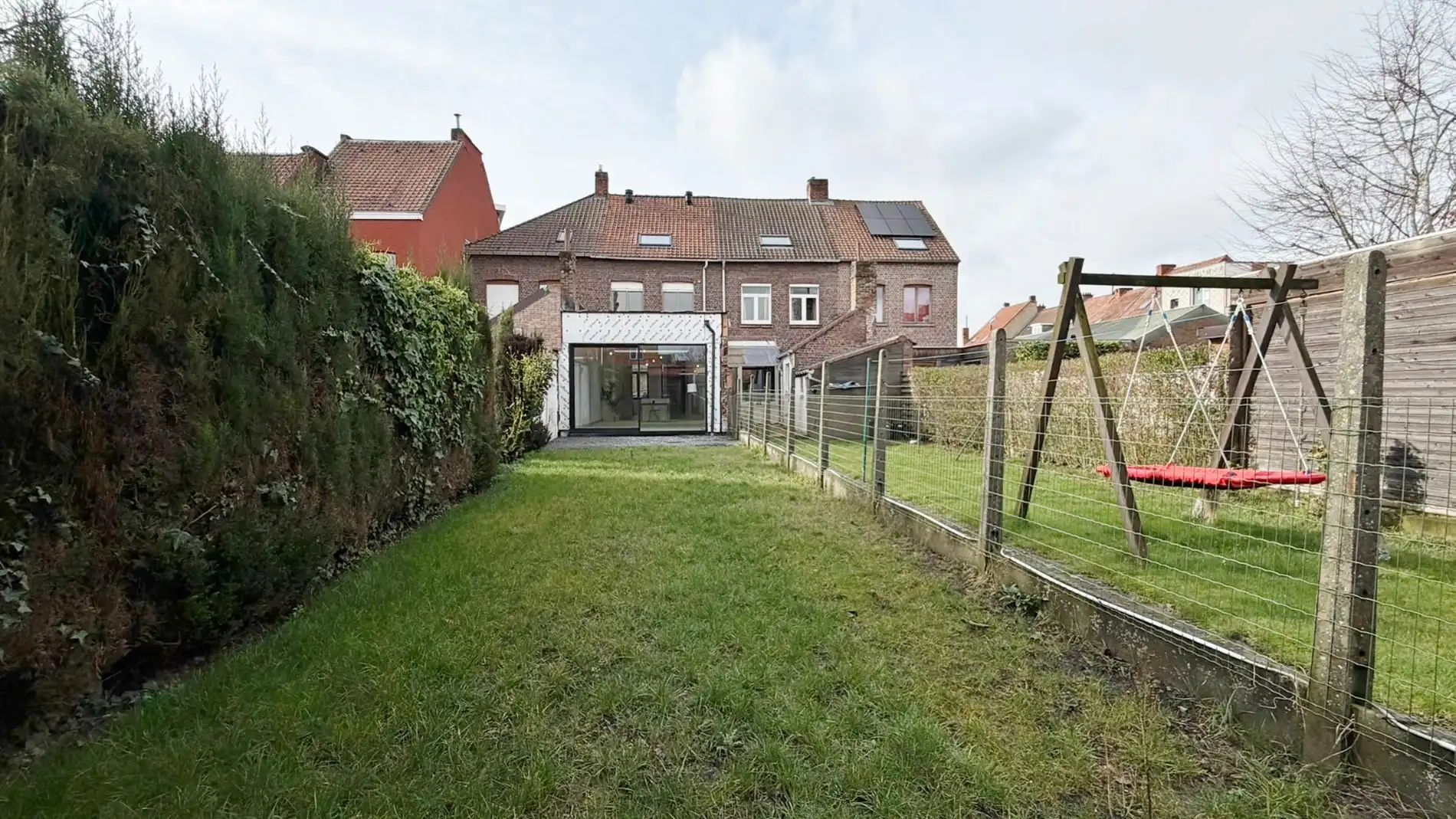 Gerenoveerde, energiezuinige woning met 3 slaapkamers, tuin en garage in centrum Ieper foto 16