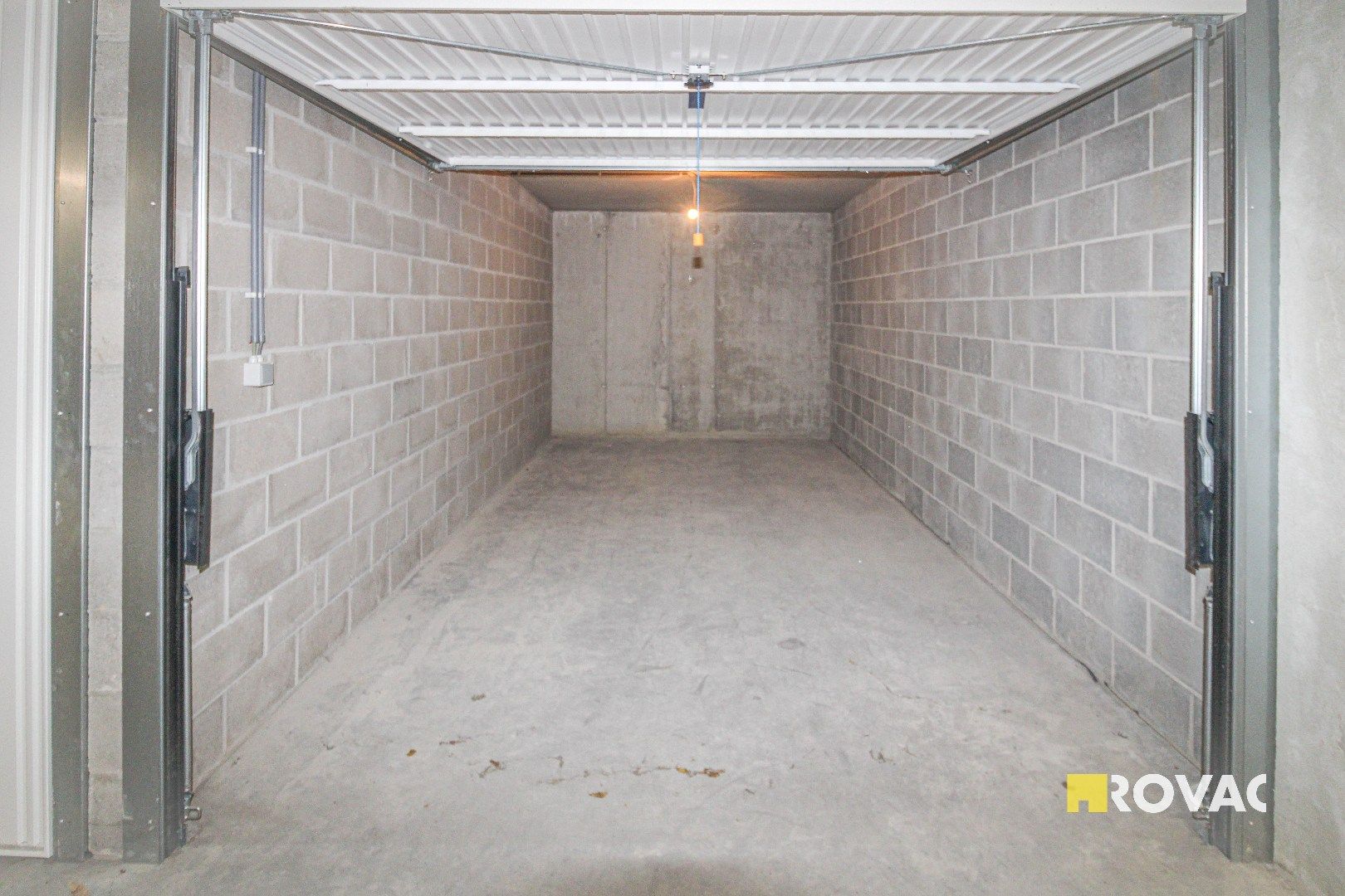 Gelijkvloers nieuwbouwappartement met tuin en garage! foto 16