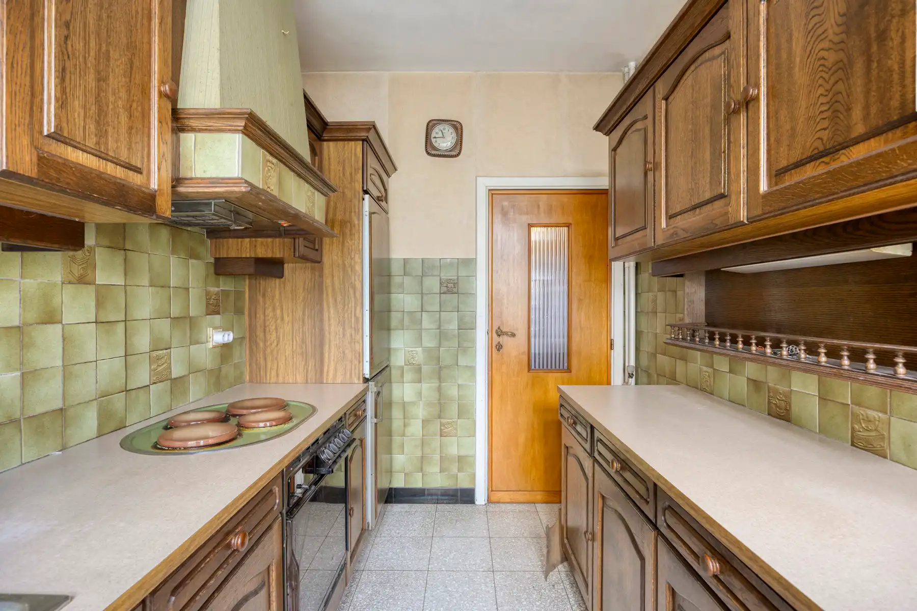 Goed gelegen woning met 3 slaapkamers, garage en tuin foto 11