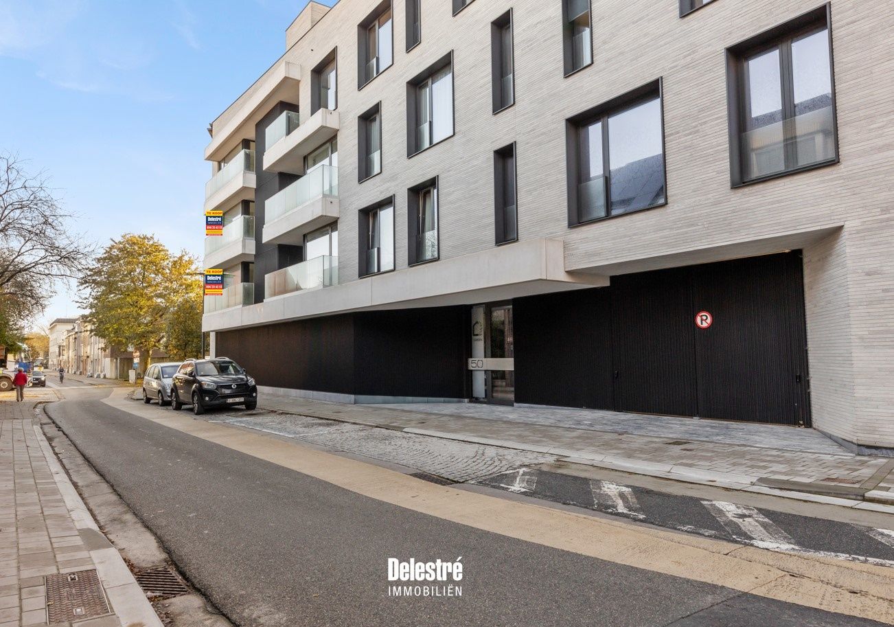 STIJLVOL WONEN IN HET HART VAN AALST: LUXUEUS DUPLEX BEN APPARTEMENT MET 2 SLAAPKAMERS EN TERRAS (2e en 3e VERDIEPING).   foto 3