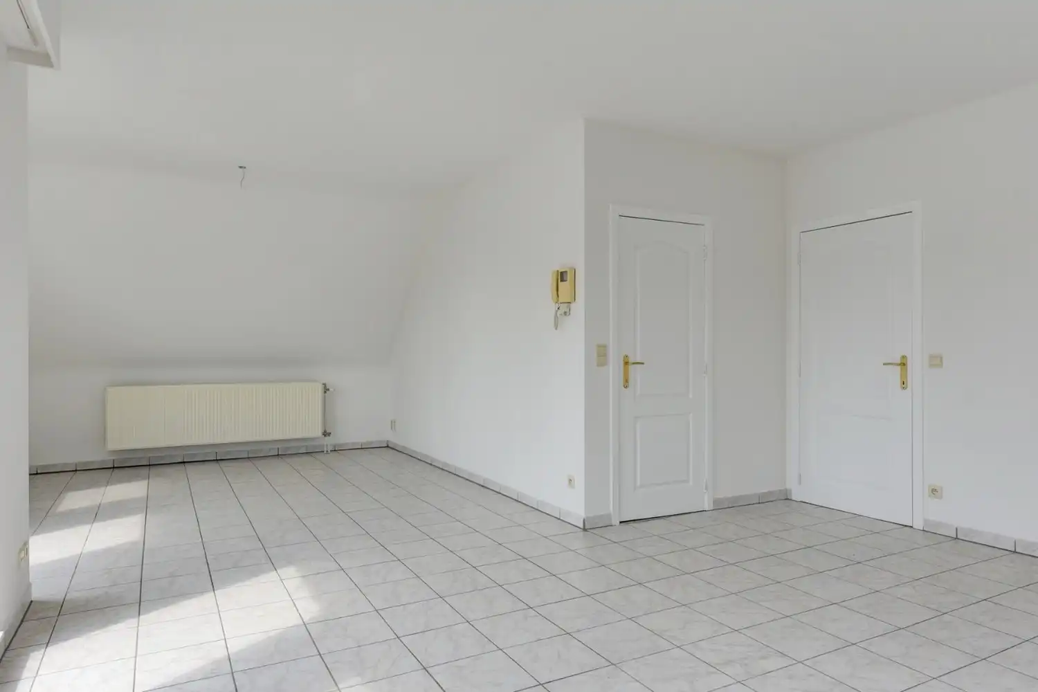 Ruim en energiezuinig Duplex-dakappartement met 4 slaapkamers, 2 badkamers en optionele garagestaanplaats foto 5