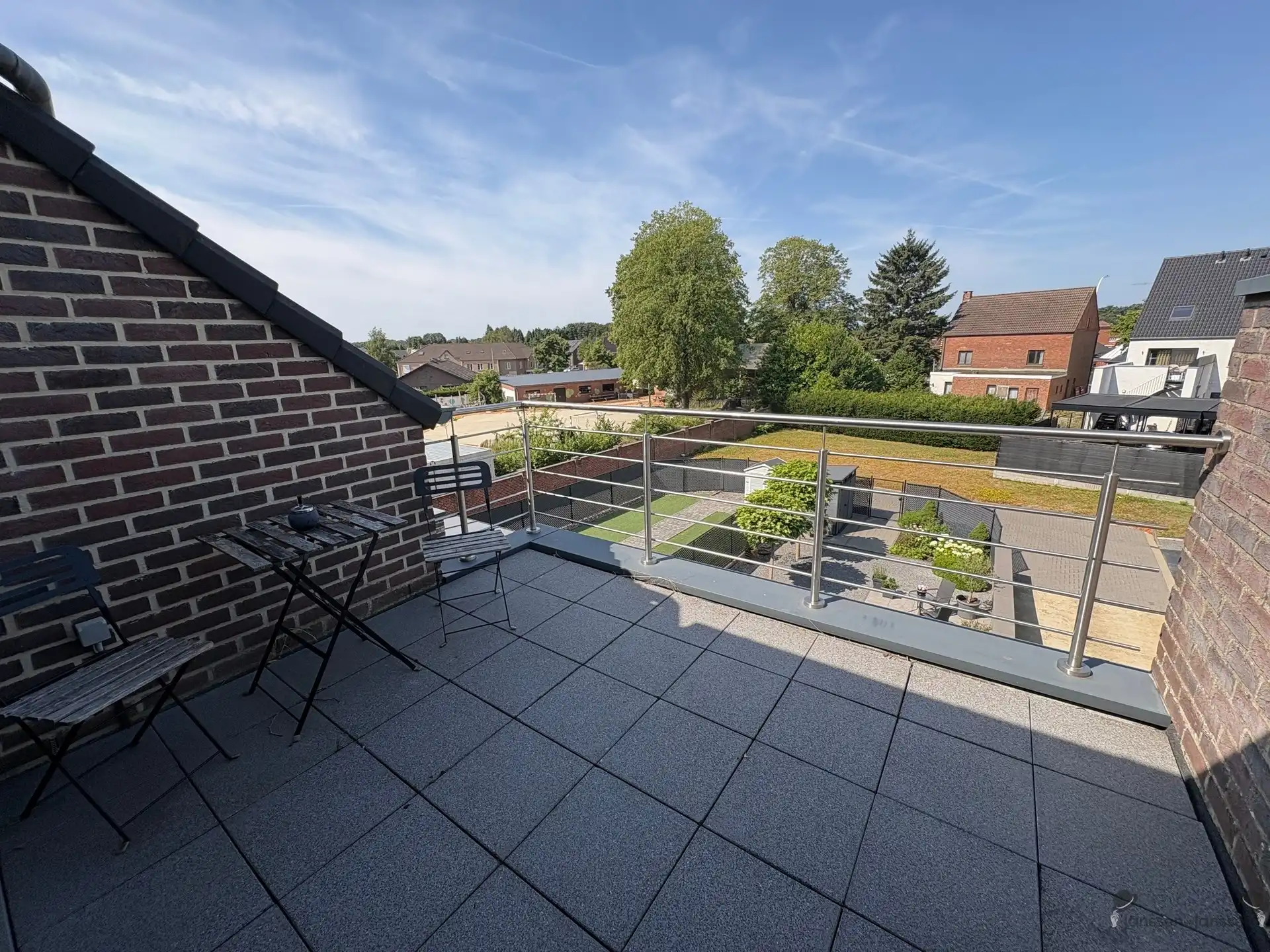 Ruim duplex appartement met terras en ondergrondse staanplaats te huur in Leopoldsburg  foto 21