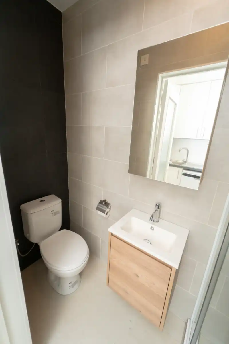 Gerenoveerde lichtrijke hoekwoning aan het water foto 13