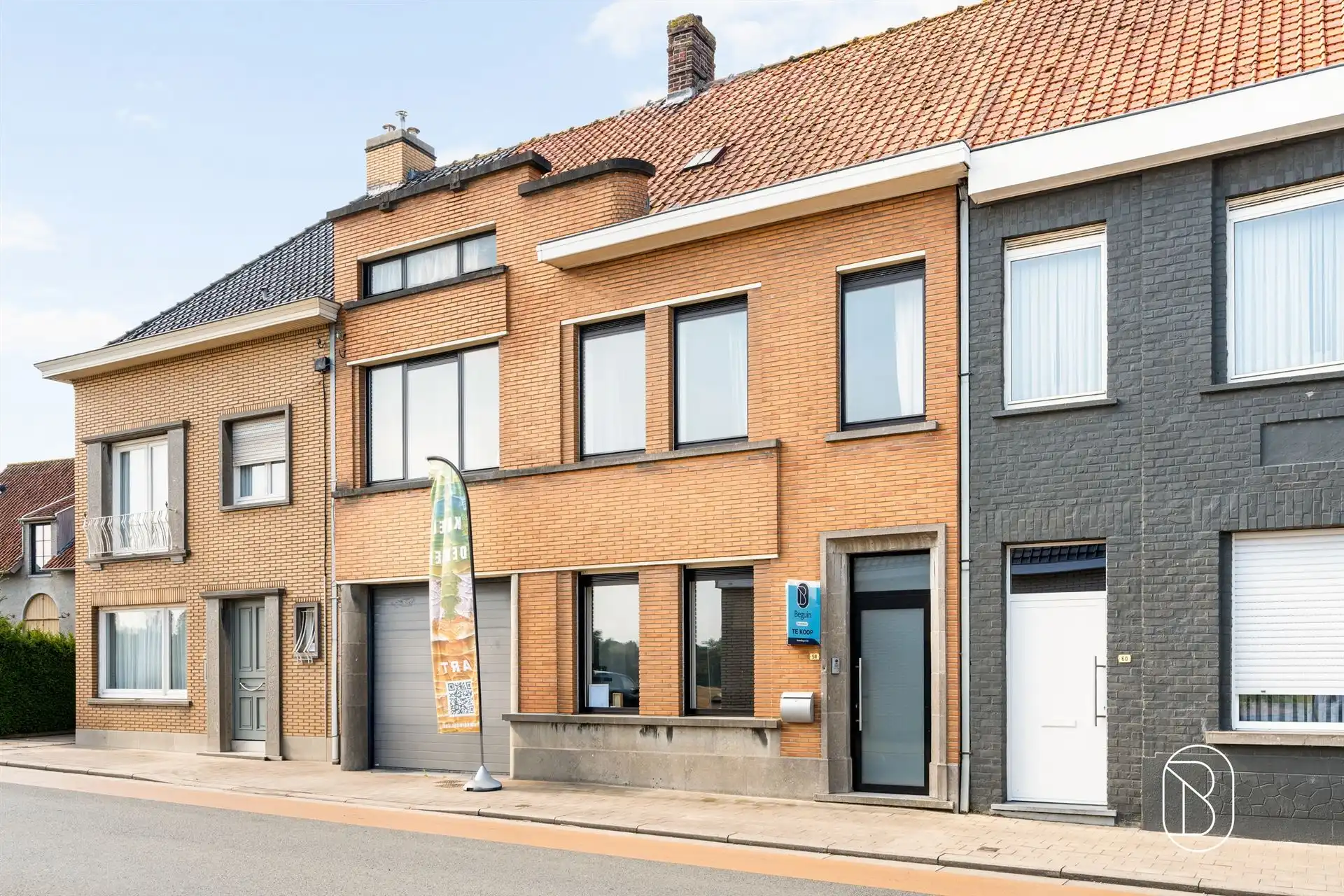 Ruime gezinswoning met atelier in Wortegem-Petegem foto 2