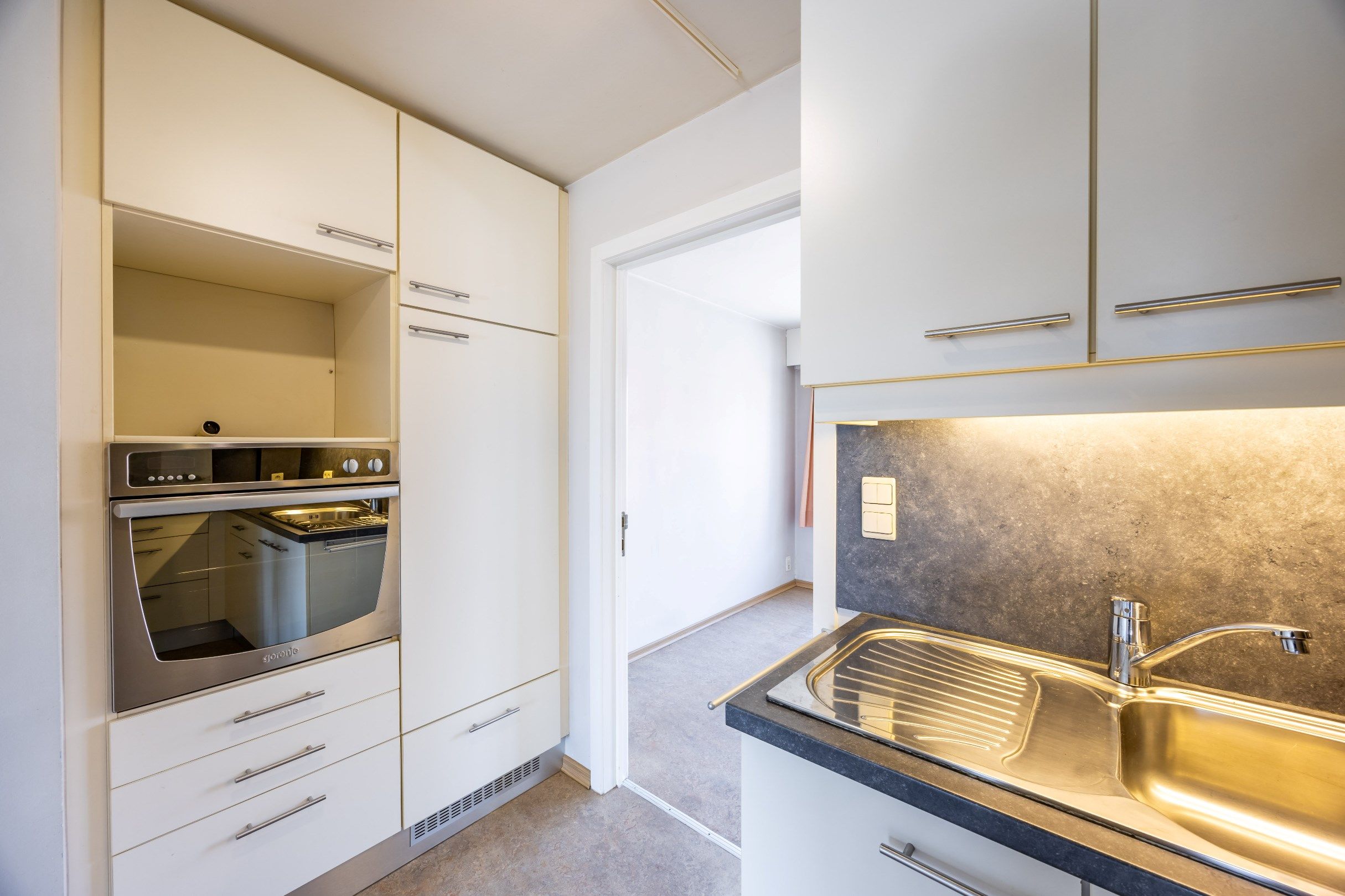 VEELZIJDIGE EIGENDOM MET MOGELIJKHEDEN foto 18