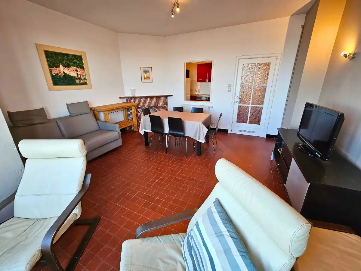 APPARTEMENT MET FRONTAAL ZEEZICHT TE KOOP TE DE PANNE foto 6