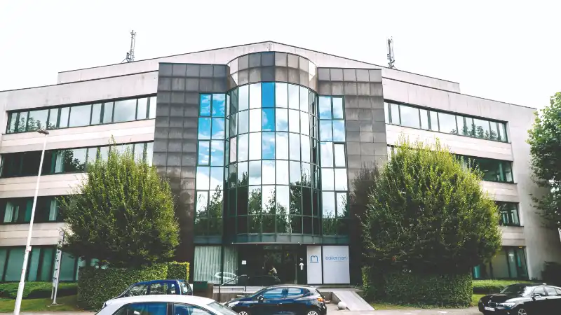 Kantoorruimte tehuur foto {{pictureIndex}}