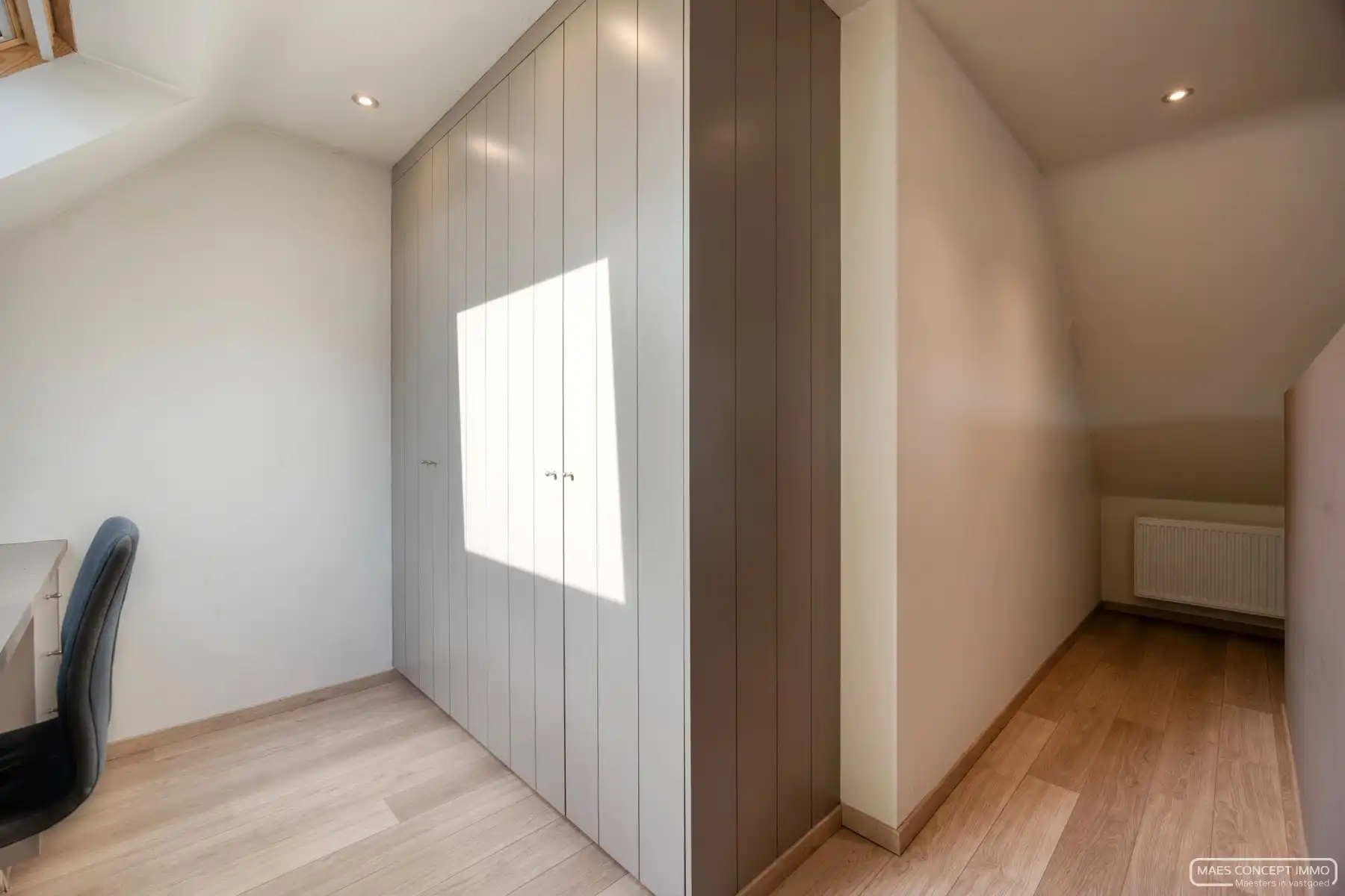 Duplex appartement te koop in Ingooigem met 2 slk, 2 badkamers en garage foto 10