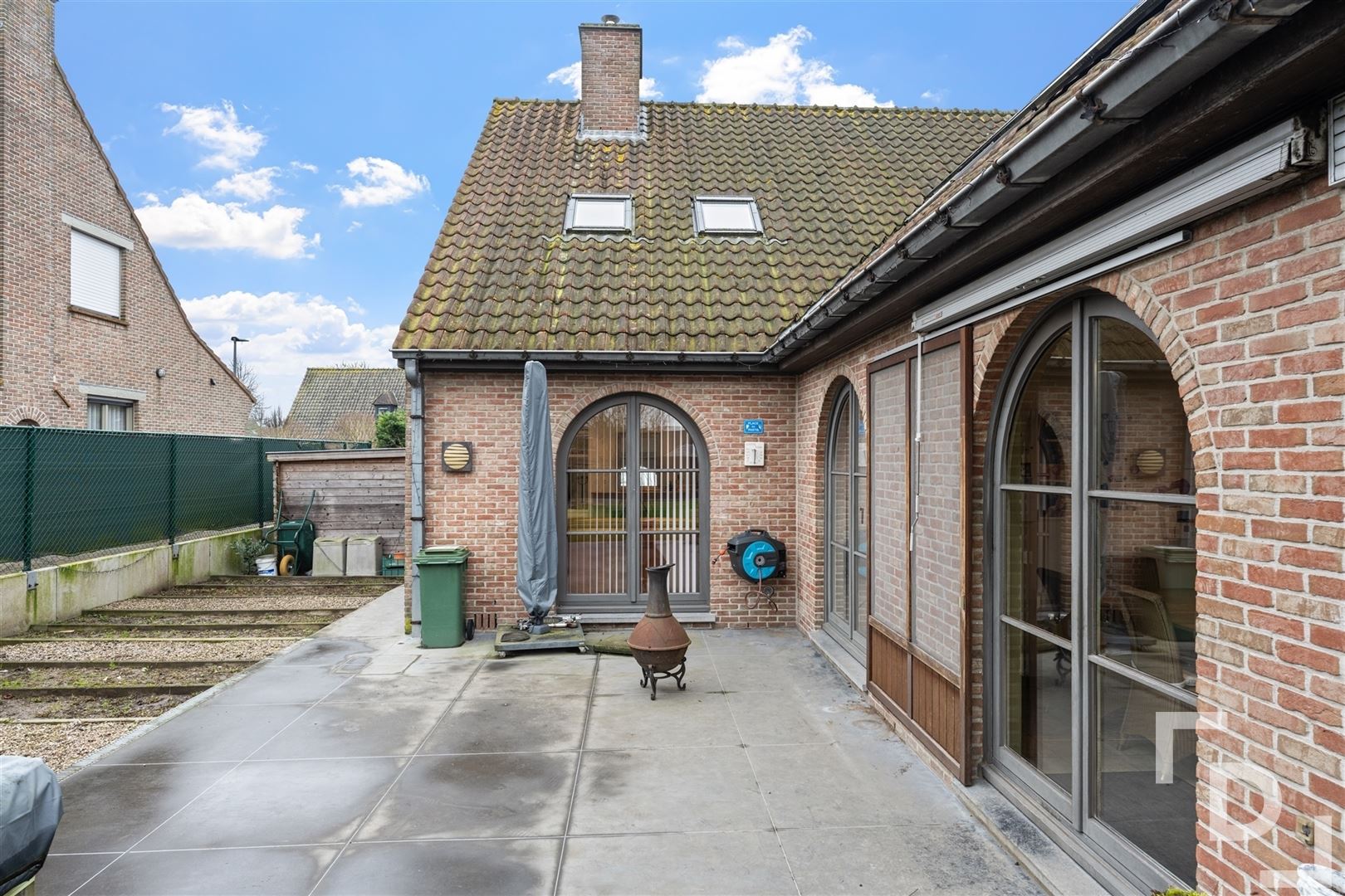 Ruime en energiezuinige villa te koop in Poperinge foto 32