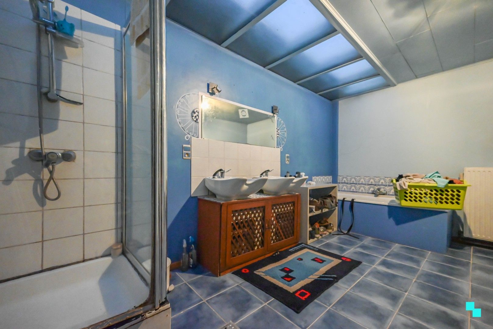 Opbrengsteigendom met winkelruimte én ruime garage in centrum Izegem foto 11