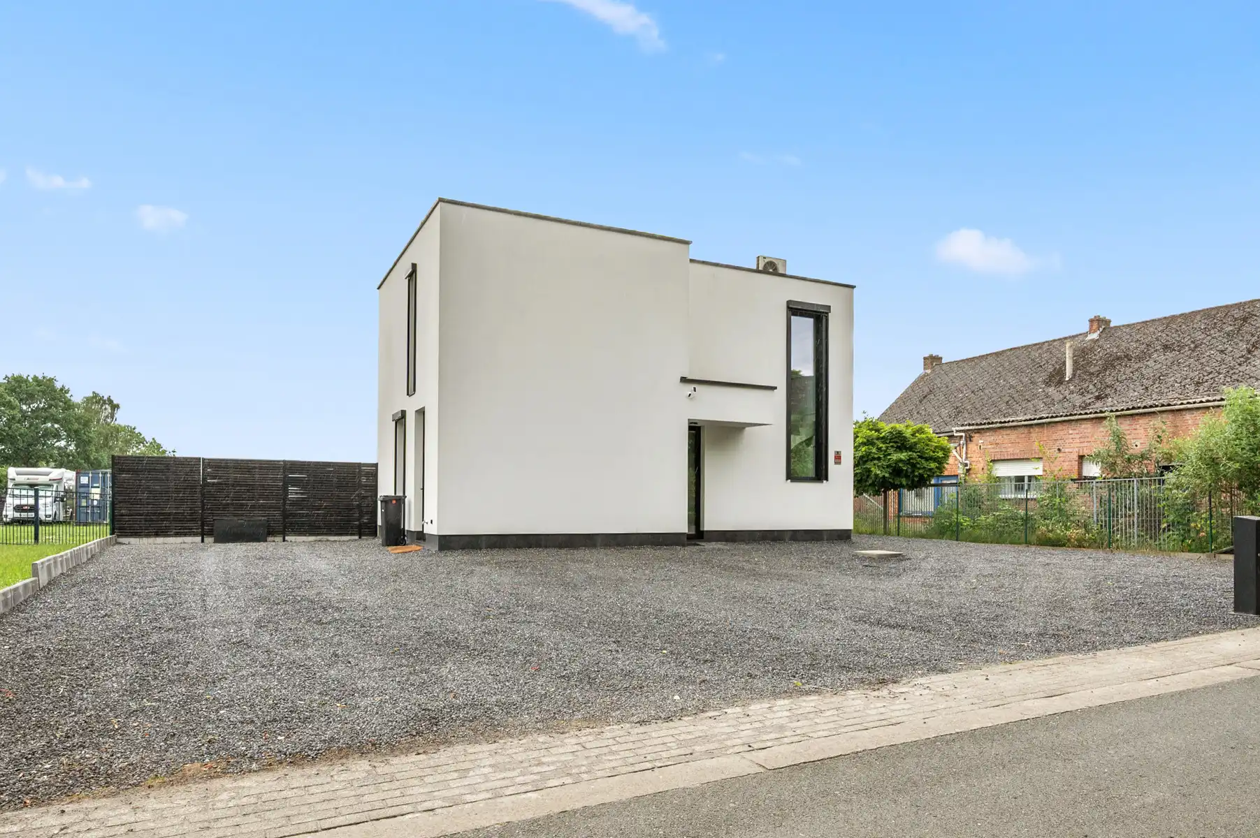 Villa met zwembad in een groene omgeving te PUTTE foto 3