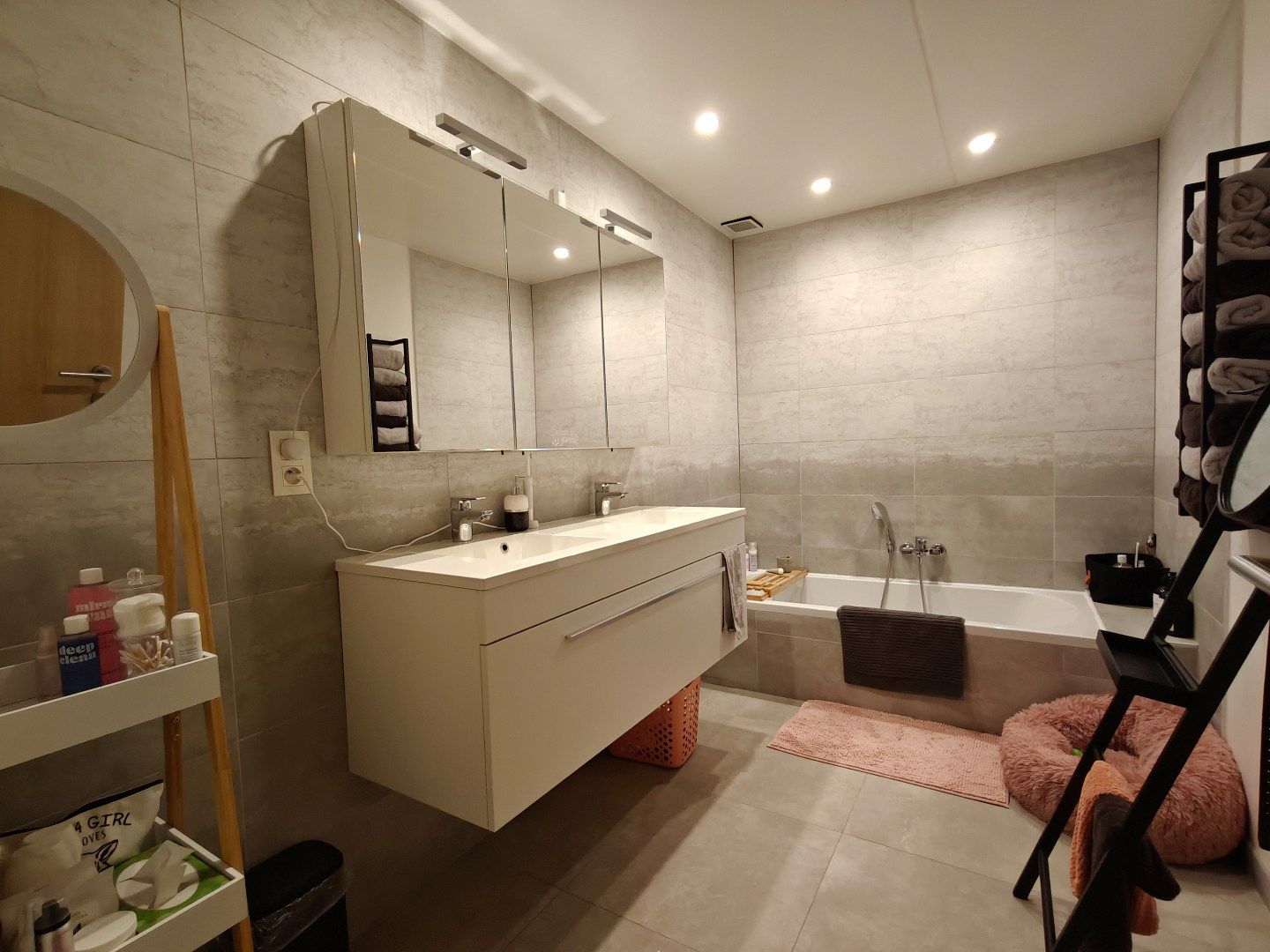 Prachtige rijwoning te huur in Overmere! foto 10