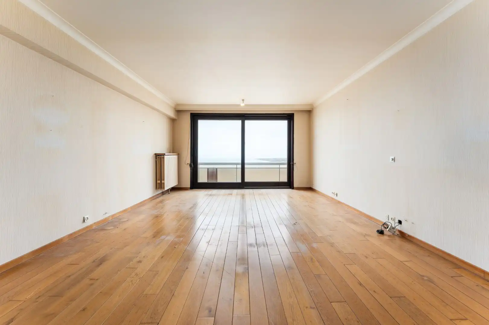 Te renoveren 2 slaapkamer appartement foto {{pictureIndex}}