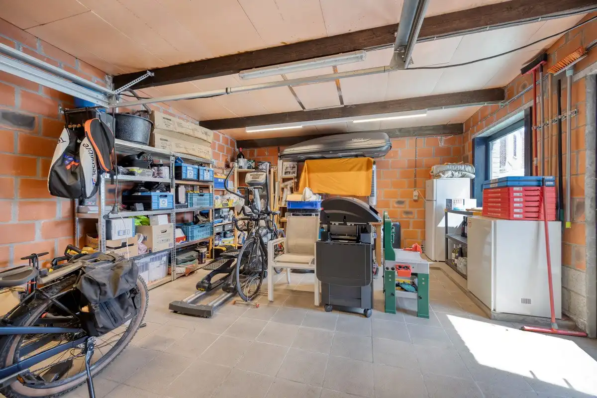 Ruime woning met tuin, garage en 3 slaapkamers in Roosdaal - bouwjaar 2007, foto 20