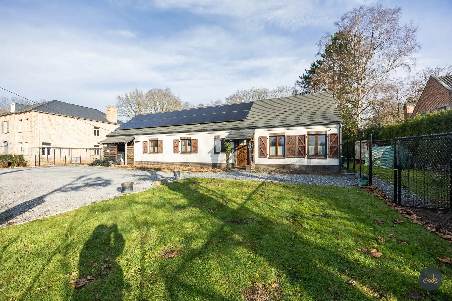 Energiezuinige, ruime & polyvalente woning met enorme tuin foto 6