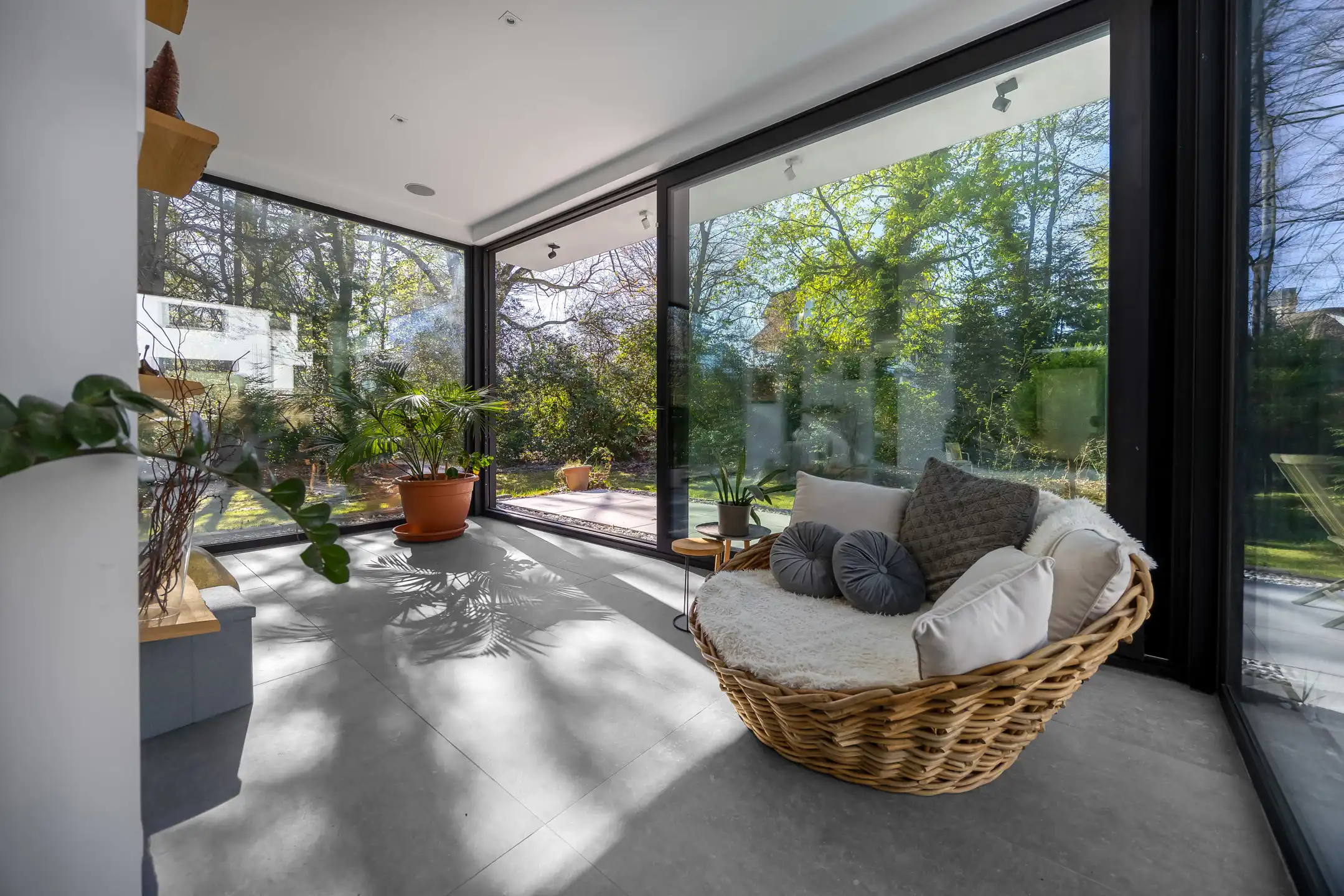 Energiezuinige moderne villa in het groene Schotenhof foto 14