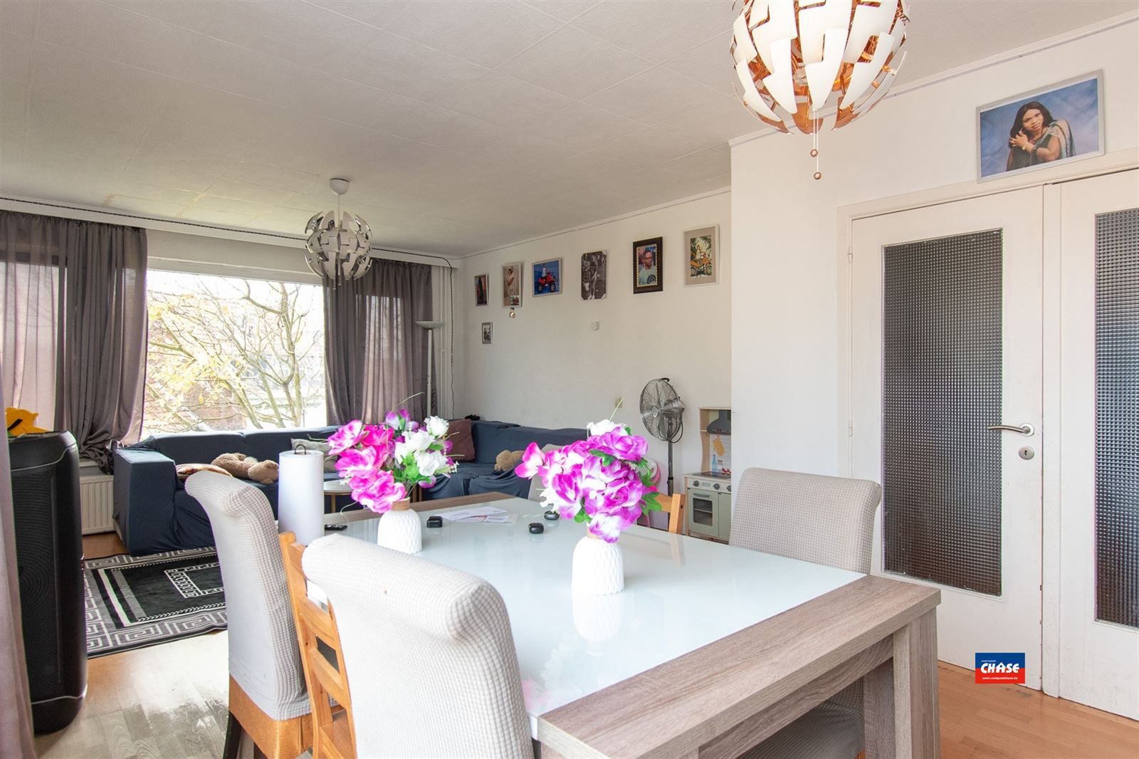 Ruim appartement met drie slaapkamers foto 4