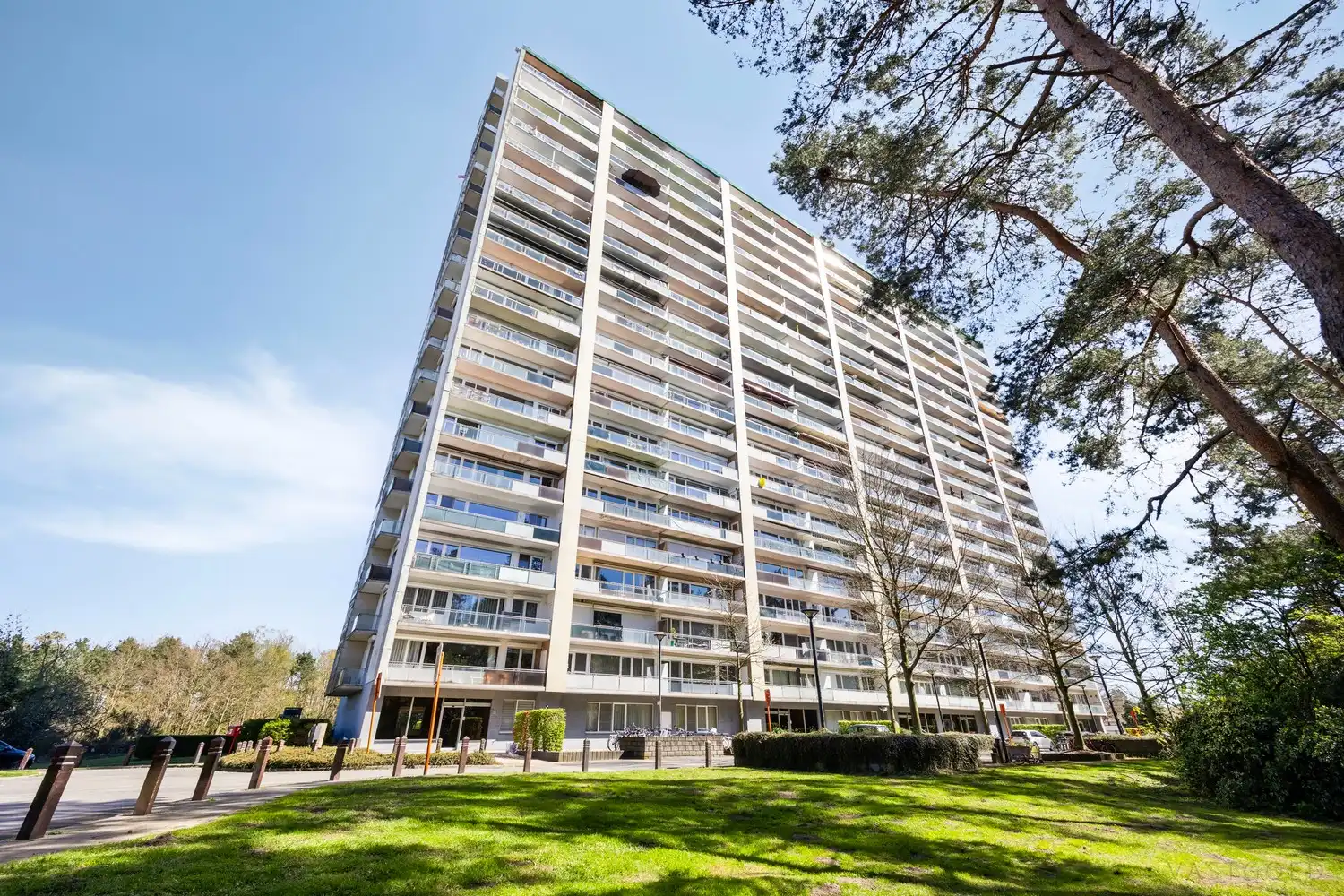 ZONNEWEELDE GENK 2 slaapkamer appartement met extra berging en garage foto 18
