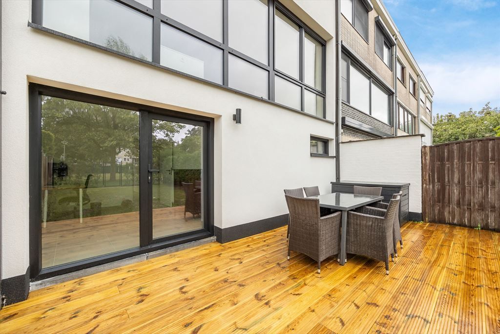 Gerenoveerde woning met ruime Zuidtuin foto 16