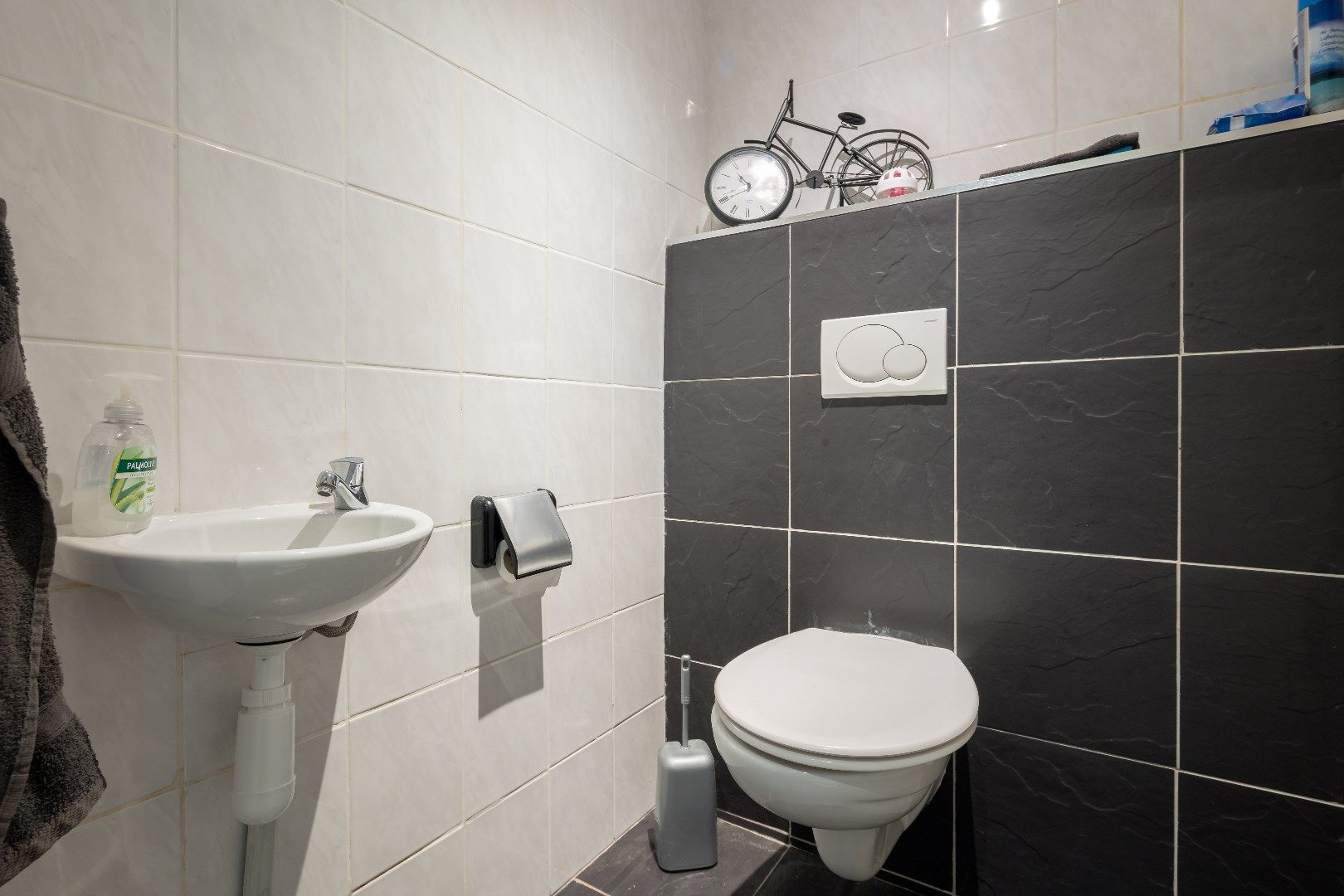 Ruime woning op een prachtig perceel te koop! foto 12