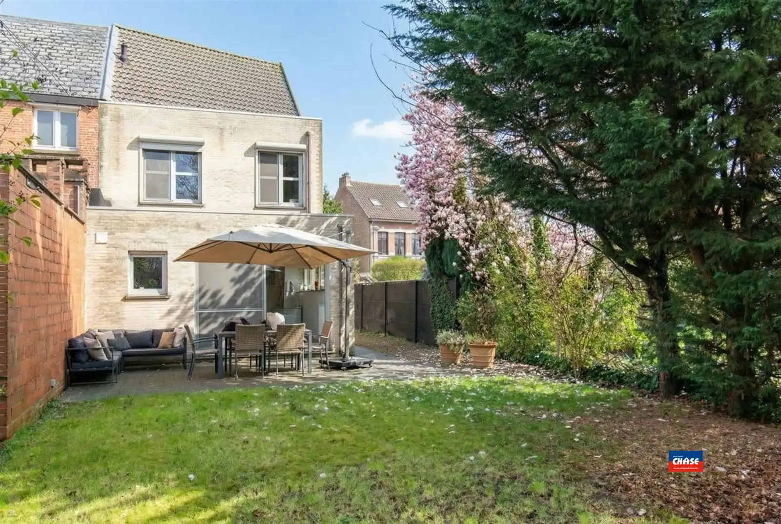 Halfopen gezinswoning met 3 slaapkamers, grote tuin én garage foto 21