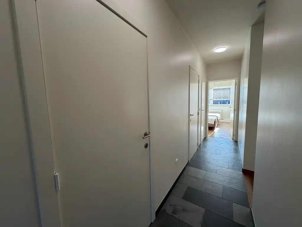 Genk, Schabartstraat 6 bus 11: modern energiezuinig appartement met 2 slaapkamers, terras en ondergrondse autostaanplaats. foto 14