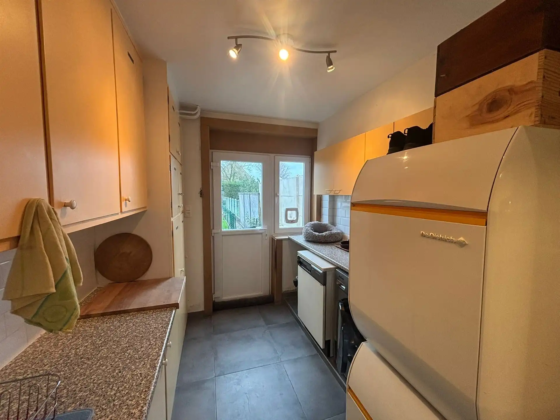 Woning met garage en tuin in alle rust! foto 31