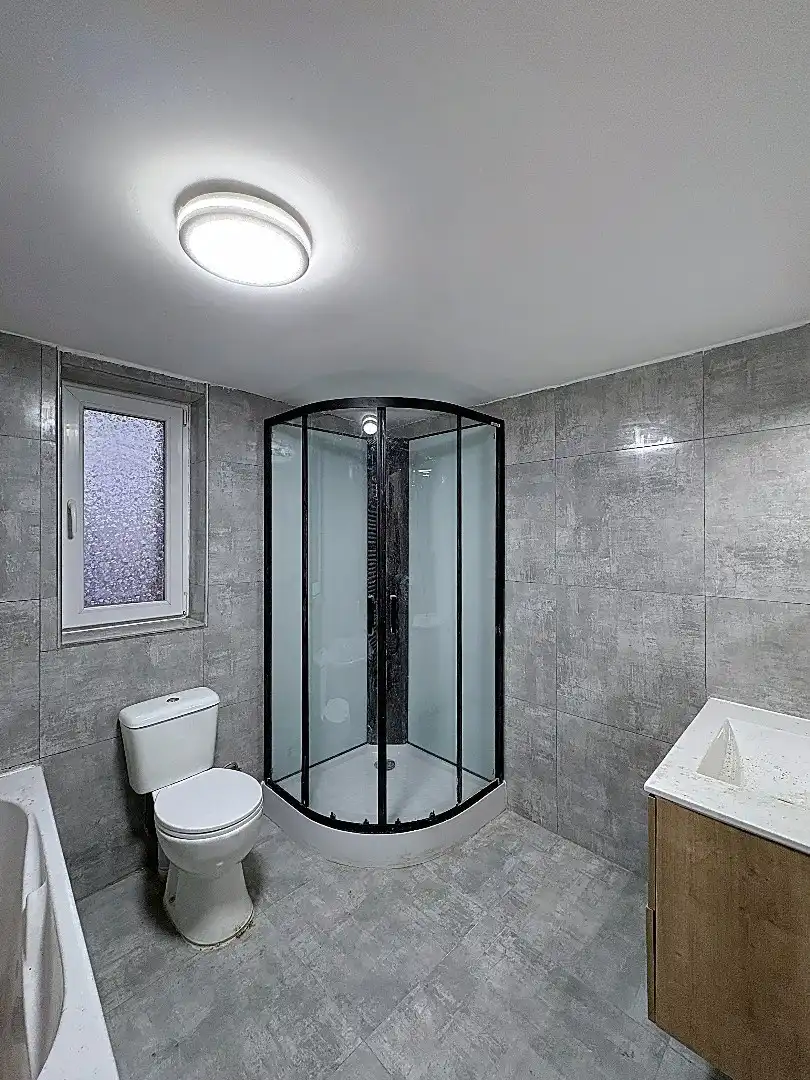 Instapklare gerenoveerde woning op toplocatie in Tienen foto 11