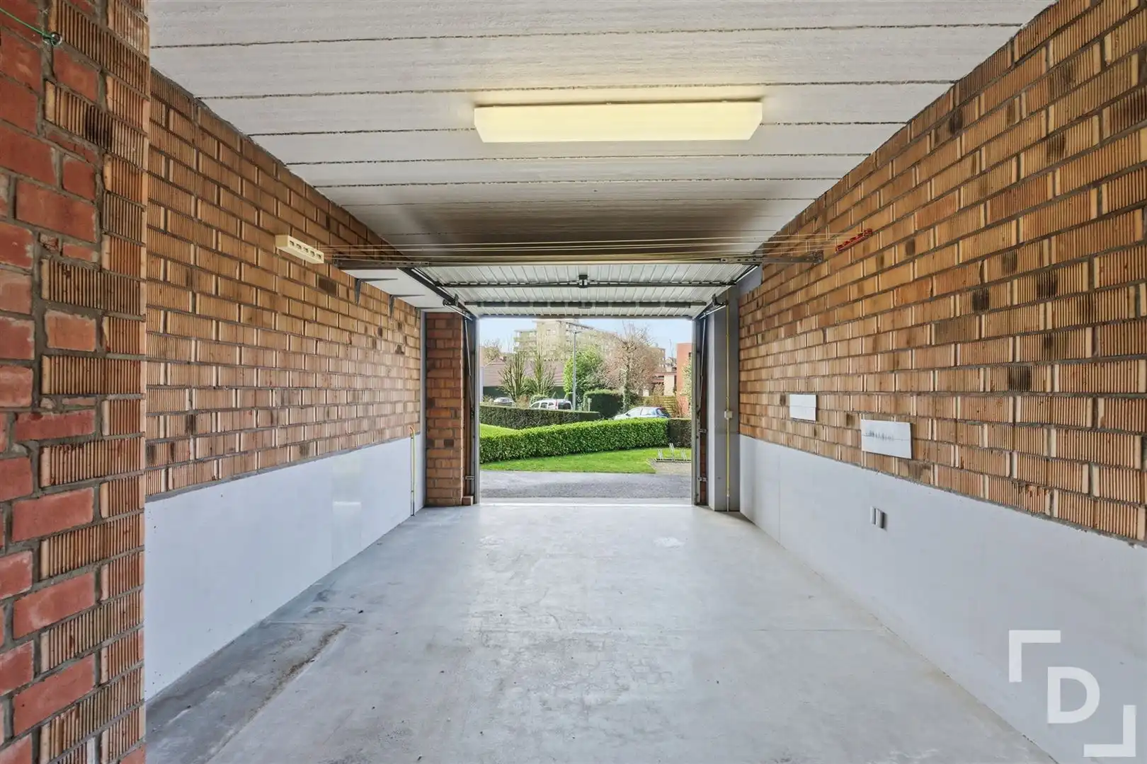 Ruim appartement met 3 slaapkamers en garage te koop in de groene omgeving van Ieper. foto 18