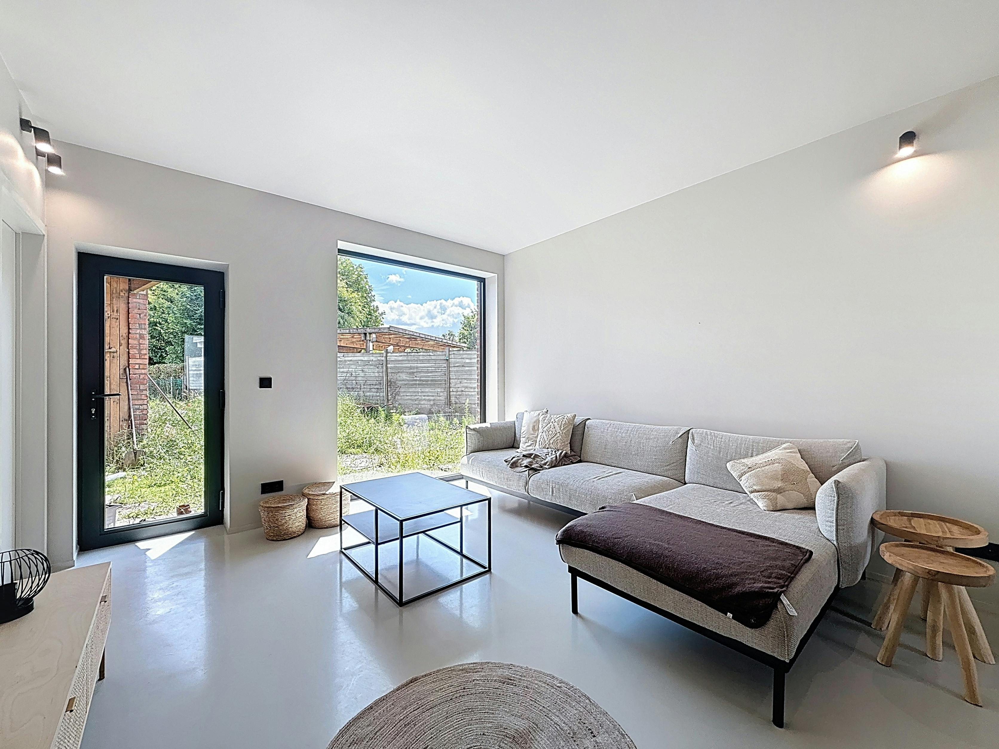 Leuke alleenstaande woning te huur in Beveren-Leie! foto 2