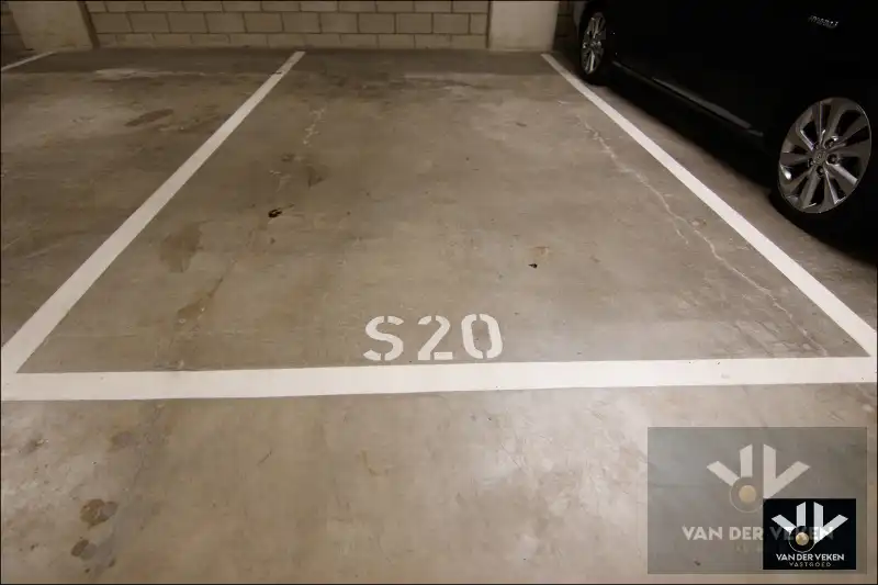 RECENT 2-SLPK SERVICEFLAT IN HET HART VAN HASSELT MET GUNSTIG RENDEMENT foto 18