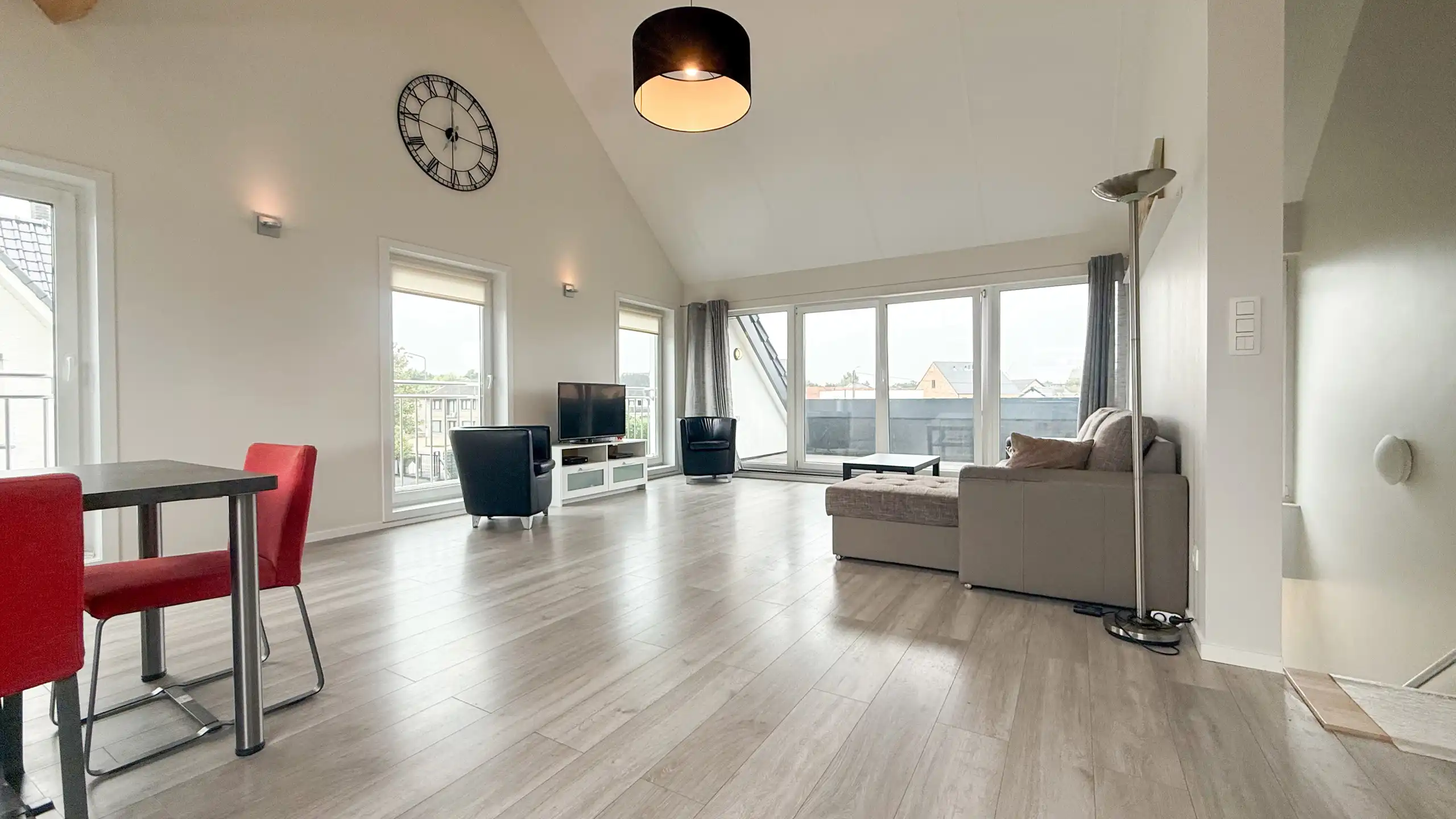 Multifunctionele woning met unieke benedenverdieping!  foto 17