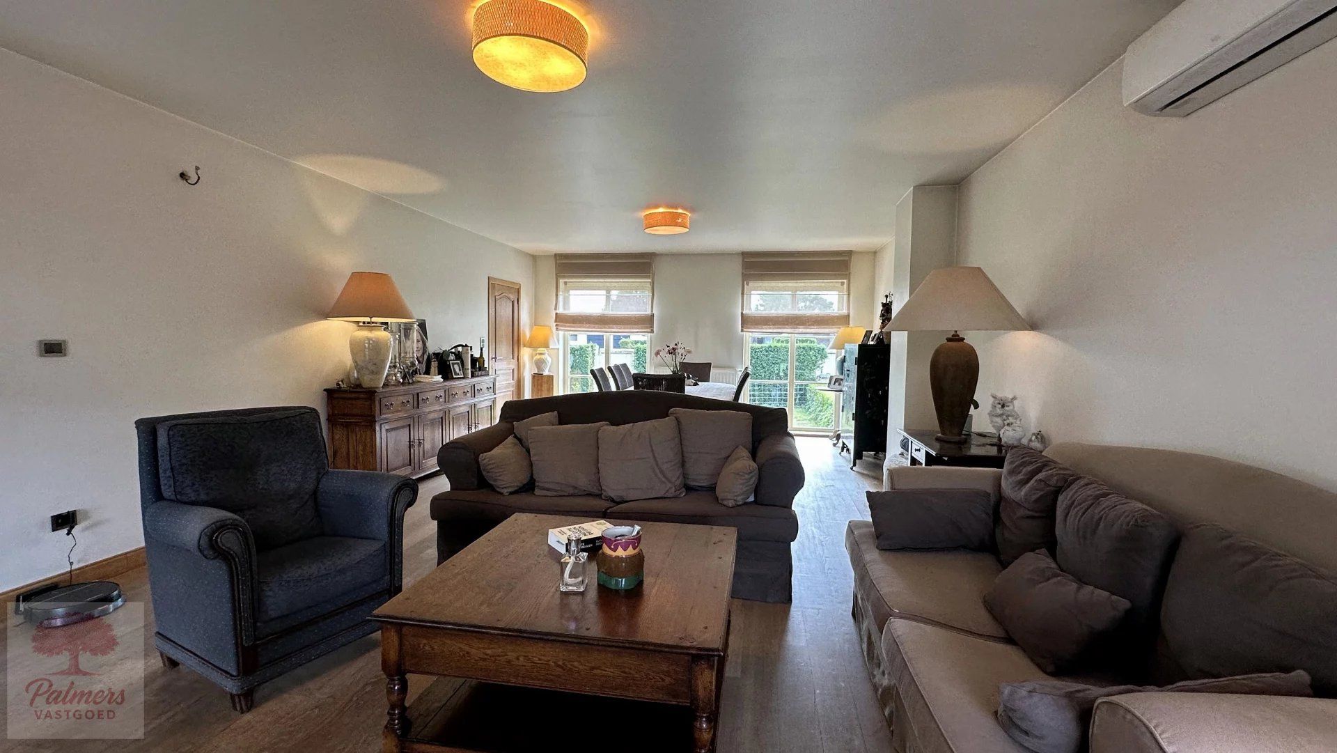 Discreet gelegen villa met karakter en comfort in hartje Alken foto 4