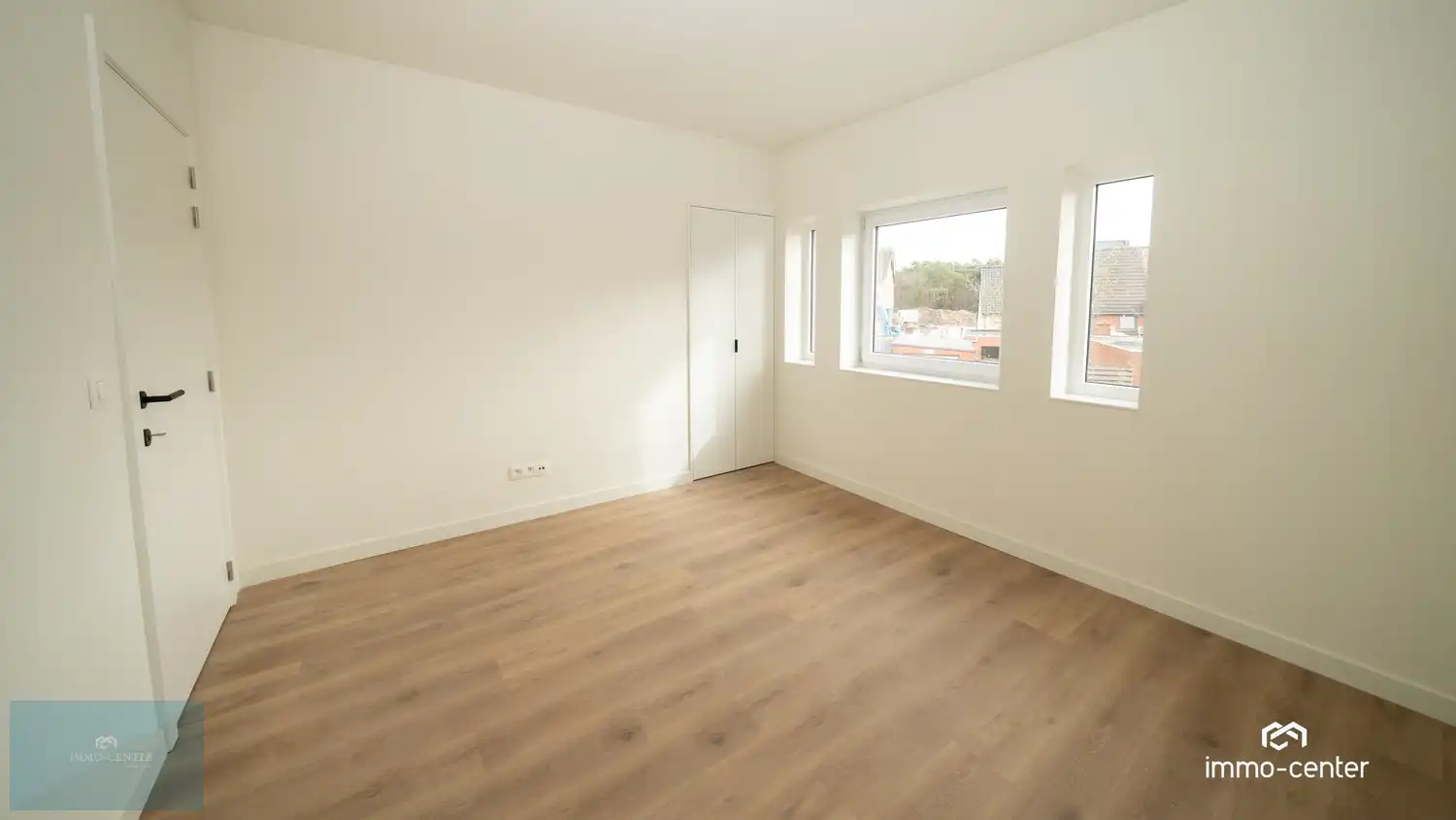 ✨ Volledig gerenoveerde halfopen woning met 2 slaapkamers in Genk foto 14