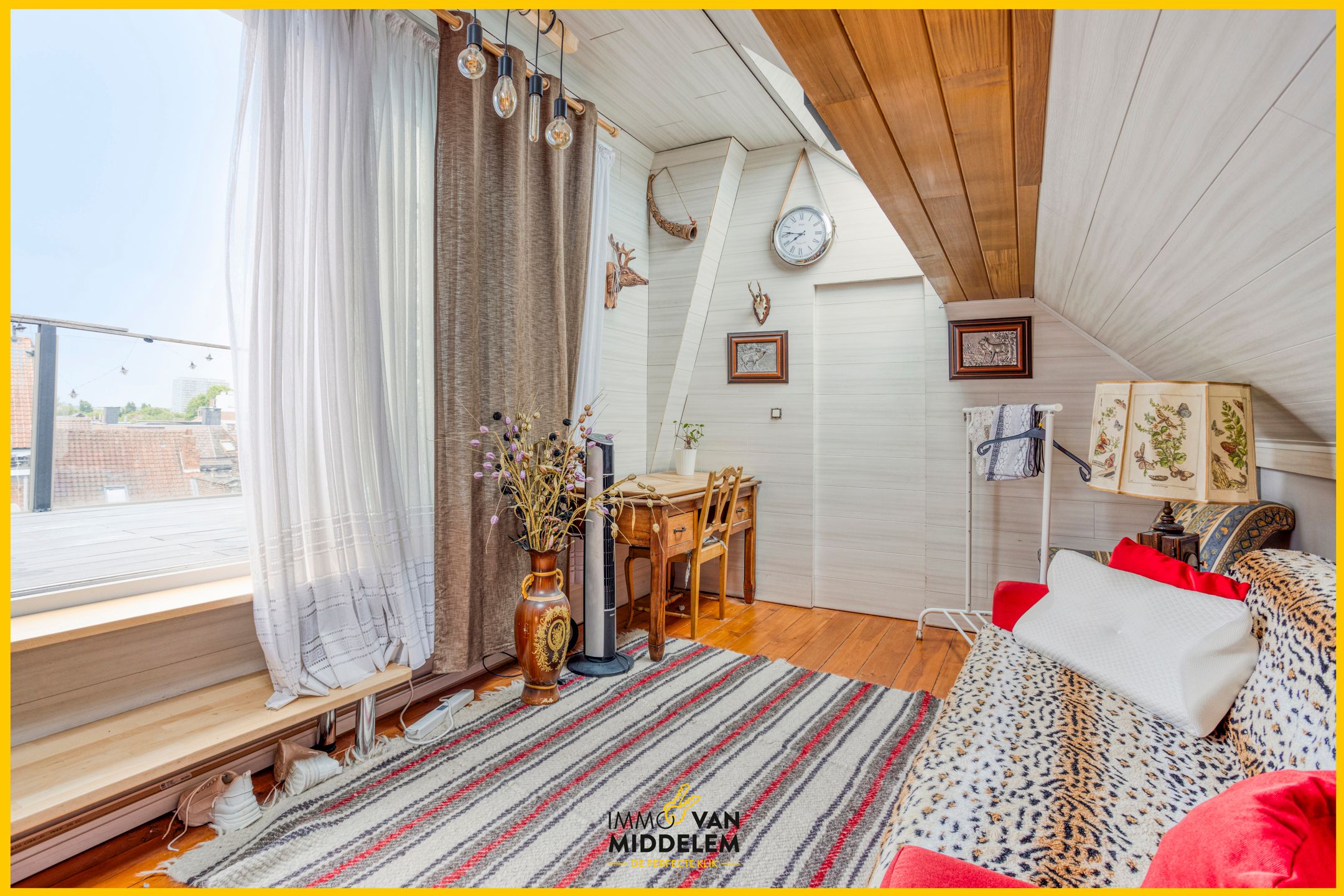 INSTAPKLARE TRIPLEX (+/-166 m²!) MET 4 KAMERS EN DAKTERRAS foto 15