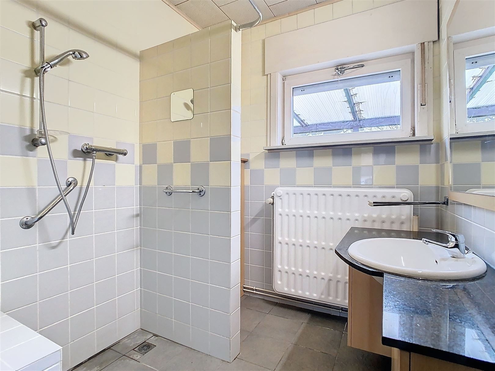 Ruime woning, 3 slpks, terras, tuin, garage, 13a 60ca foto 44