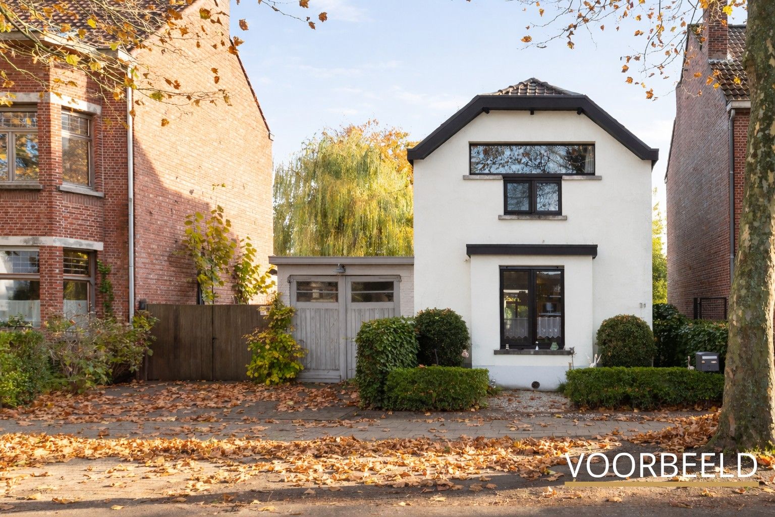 Hoofdfoto van de publicatie: Halfopen woning van met 2 slp, een zonnige tuin in een rustige woonwijk.