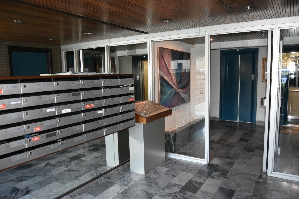 gemeubileerde studio met berging en buitenparking foto 10