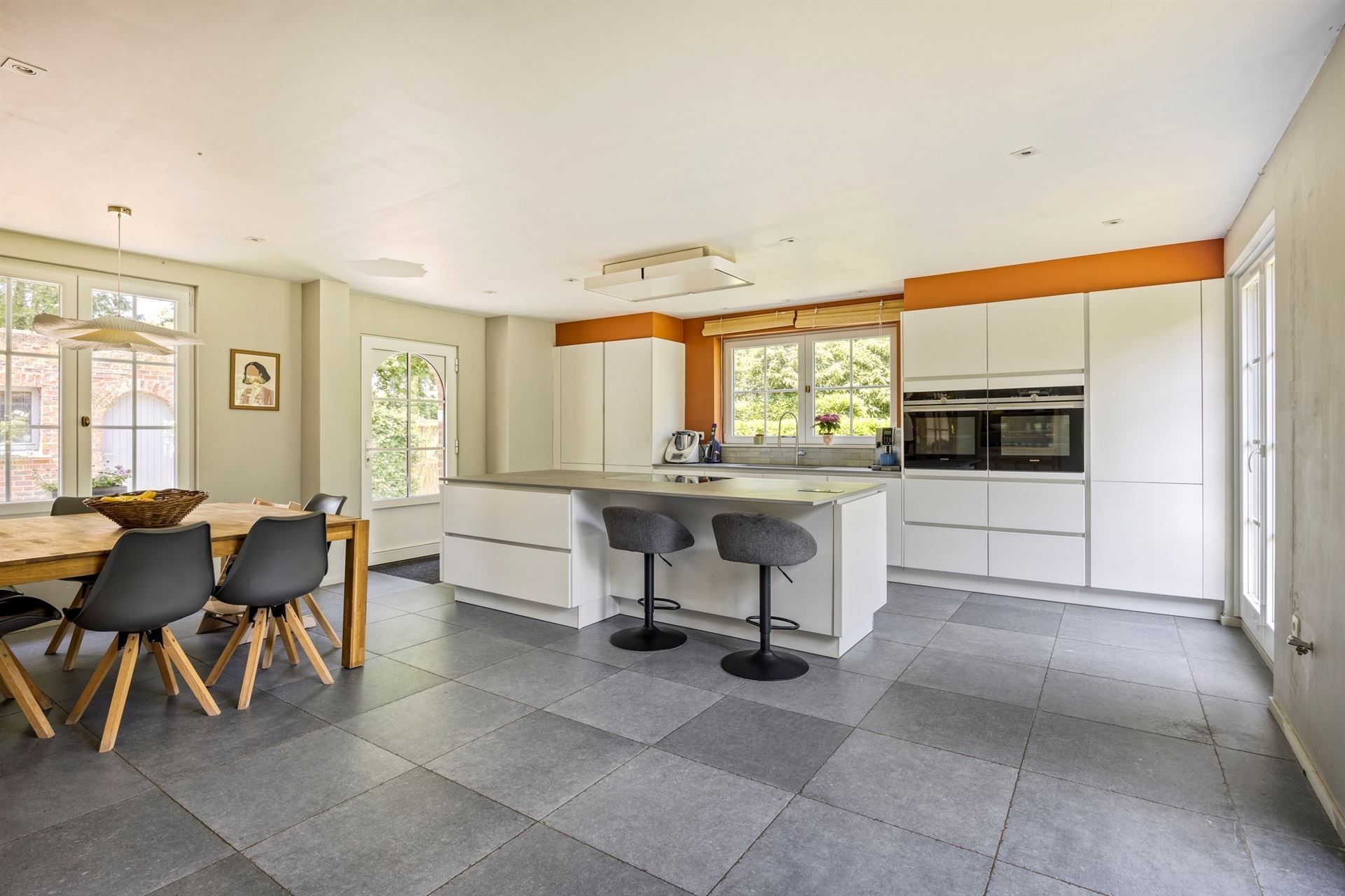 Prachtig en volledig gerenoveerde villa op unieke locatie  foto 15